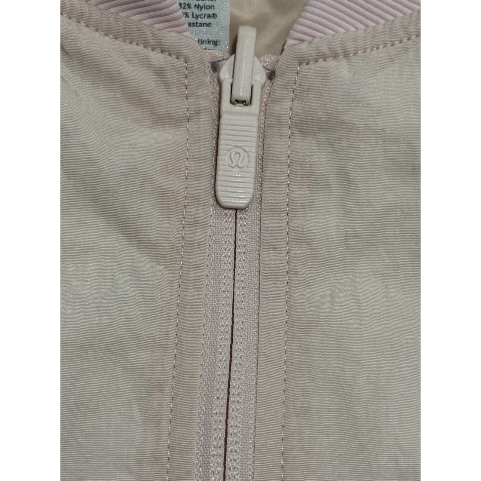 Lululemon Lululemon Non-Stop Bomber Reversible Jacket Misty Pink Quilted Sz 8 Size M / US 6-8 / IT 42-44 - 5 Thumbnail