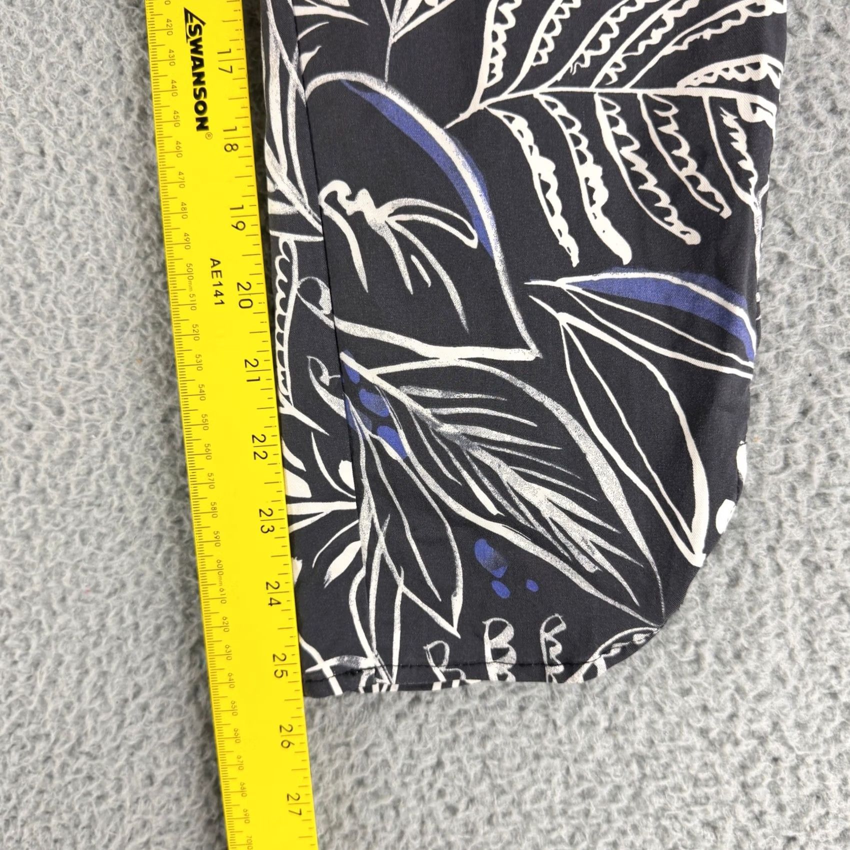 Marine Layer MARINE LAYER Re-Spun Joggers Womens M Black Blue Tropical Leaf Print Pants Size 32" / US 10 / IT 46 - 6 Thumbnail