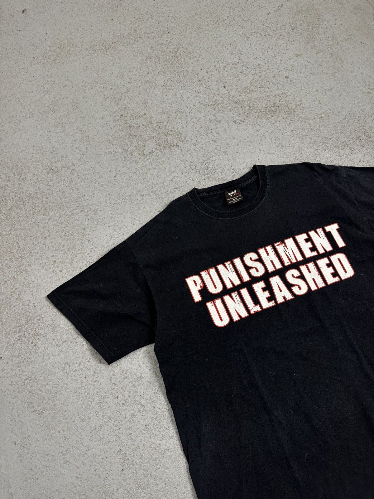 WWE Vintage WWE Batista Punishment Unleashed T-Shirt Size US XL / EU 56 / 4 - 3 Thumbnail