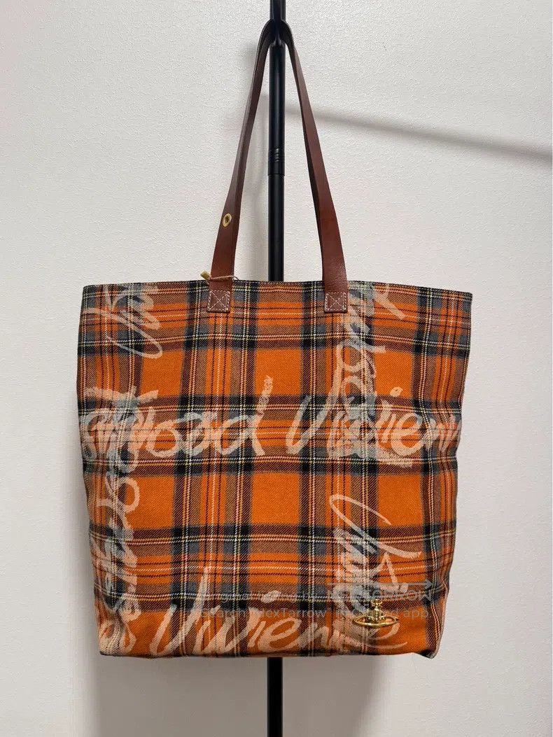 Vivienne Westwood Vivienne Westwood size os Graffiti check print punk handbag Size ONE SIZE - 1 Thumbnail