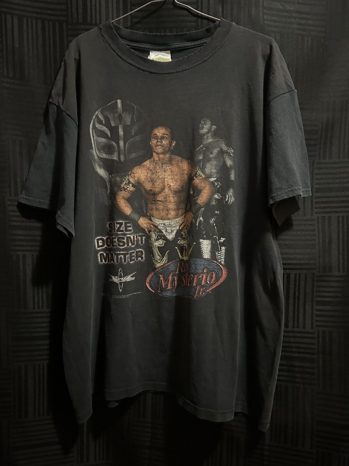 WCW/nWo Vintage 90s Rey Mysterio Unmasked Size Doesn’t Matter SizeXL Size US XL / EU 56 / 4 - 1 Thumbnail