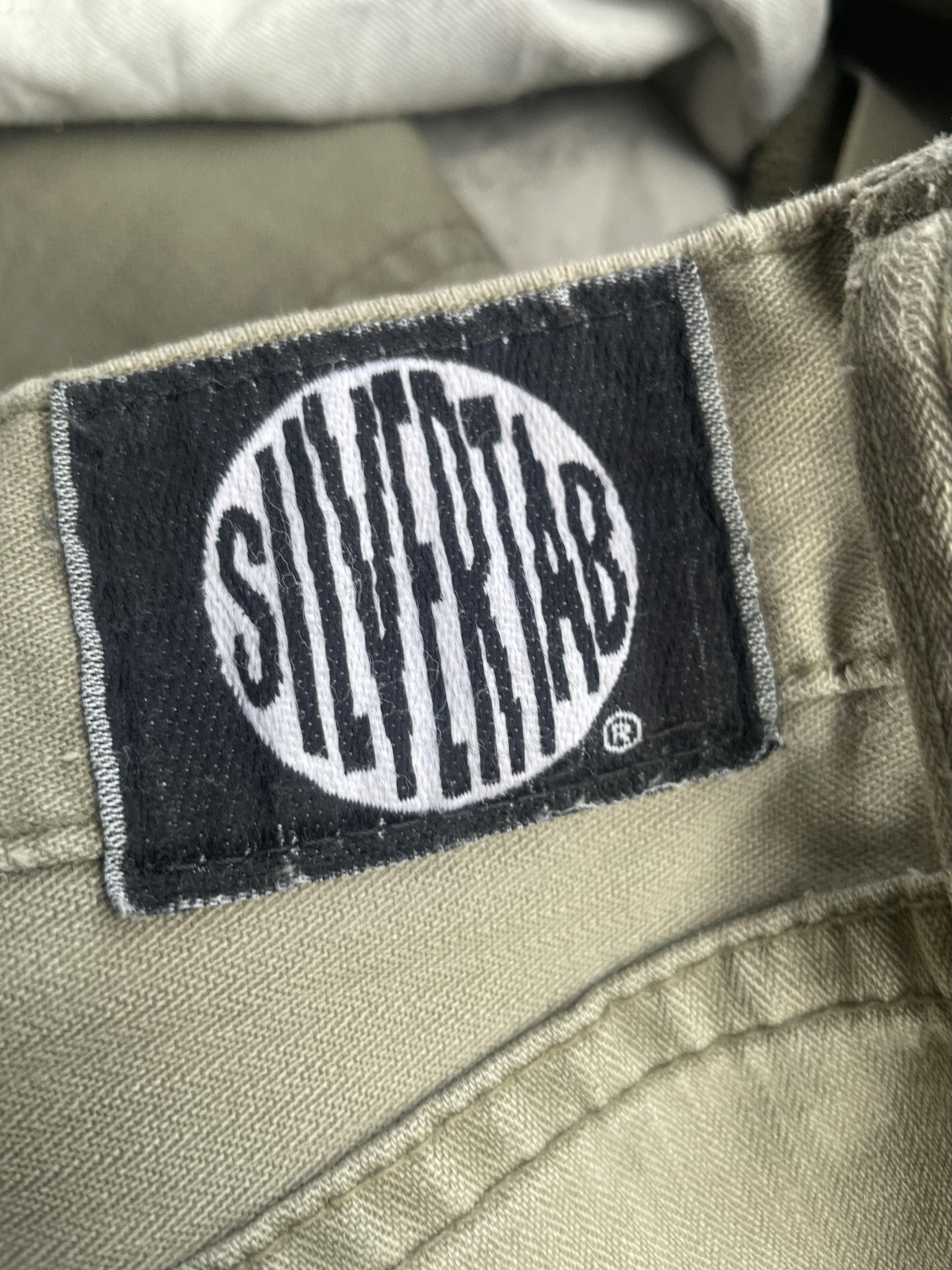 Levi's Vintage 1994 Levis Silvertab Loose Size US 28 / EU 44 - 13 Thumbnail