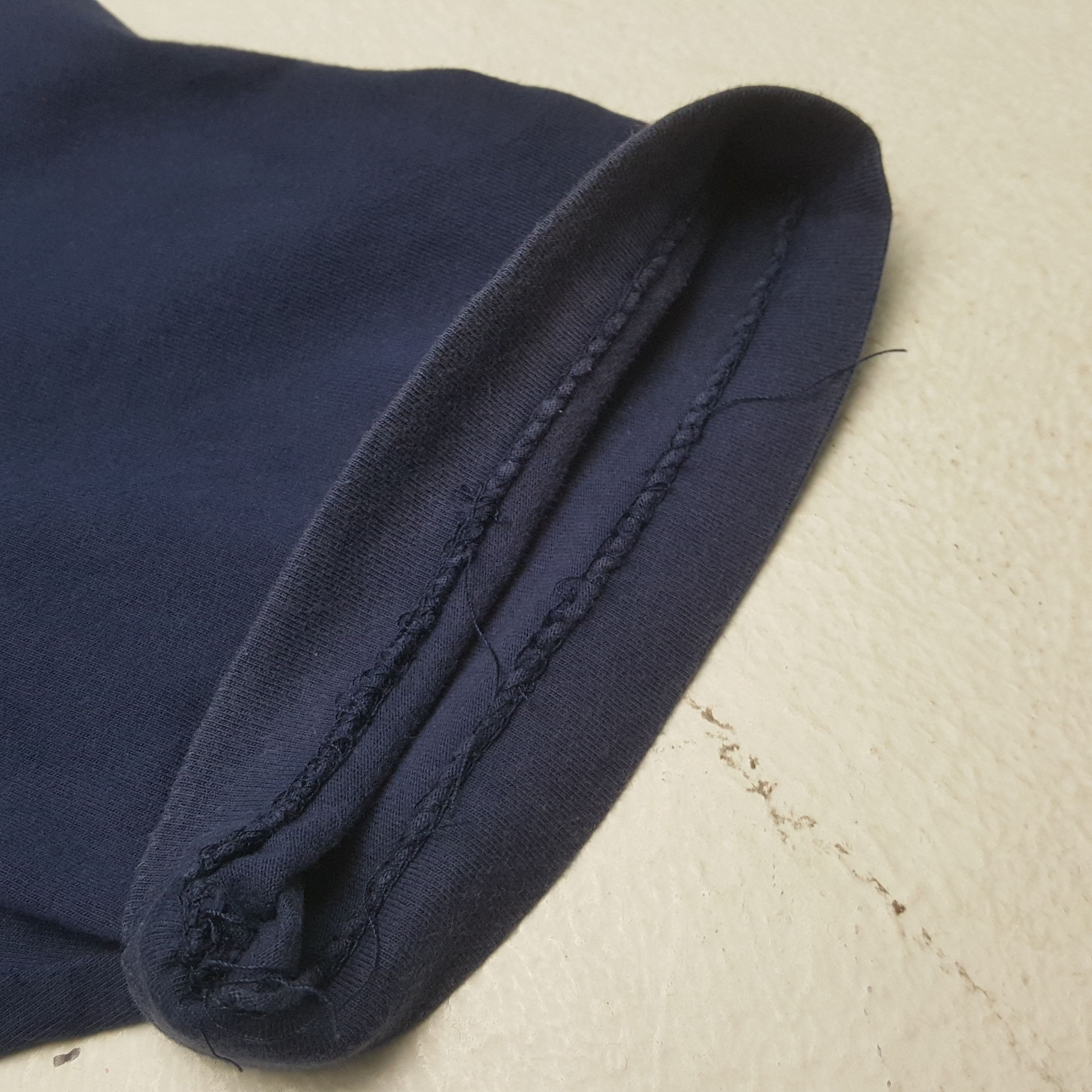 Comme des Garcons PLAY Vintage Comme Des Garçons Japanese Brand T-shirt RR6 Size US S / EU 44-46 / 1 - 5 Thumbnail