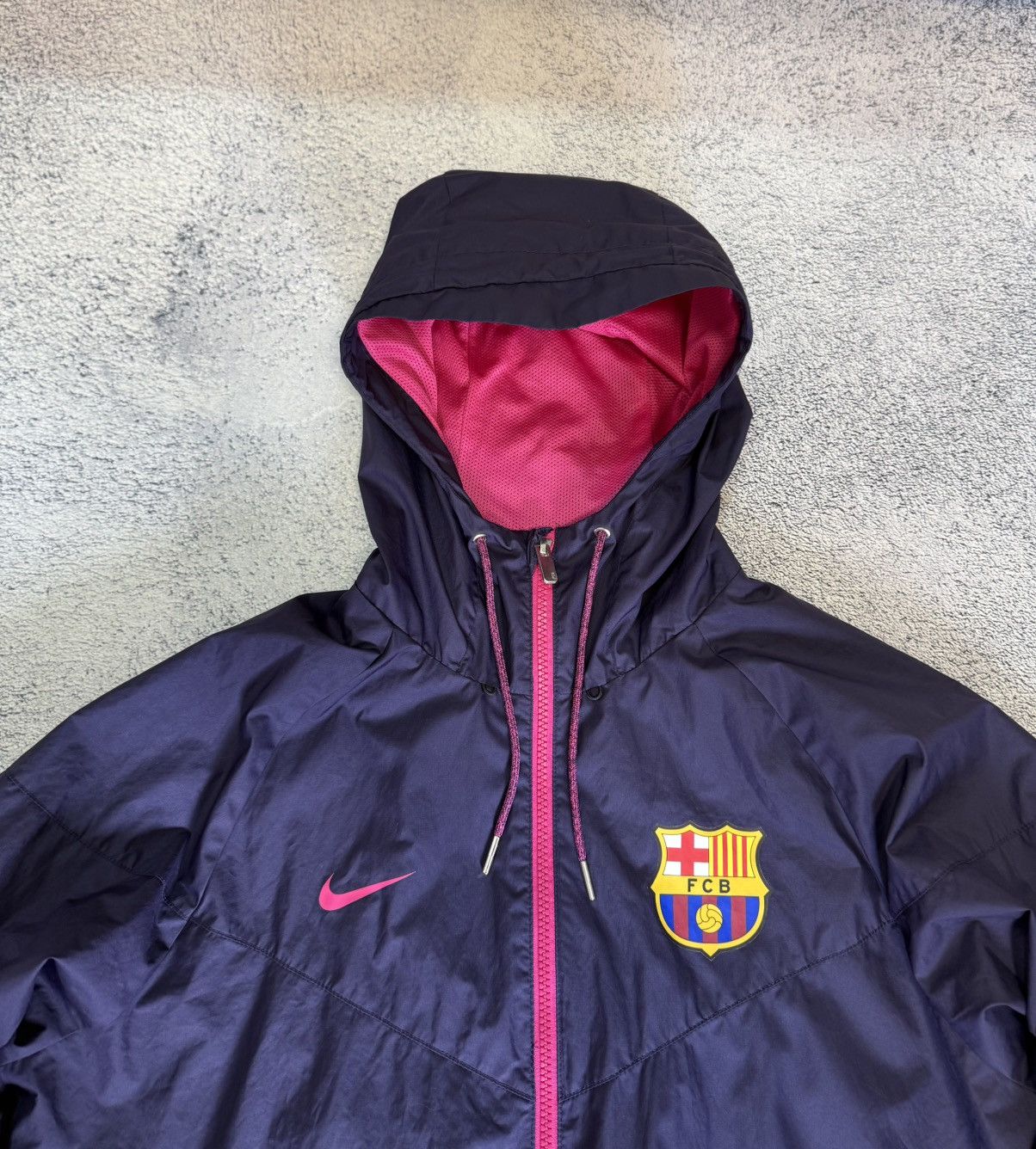 Nike Nike FC Barcelona Windrunner Jacket Purple 2016 810302 -526 Size US M / EU 48-50 / 2 - 3 Thumbnail