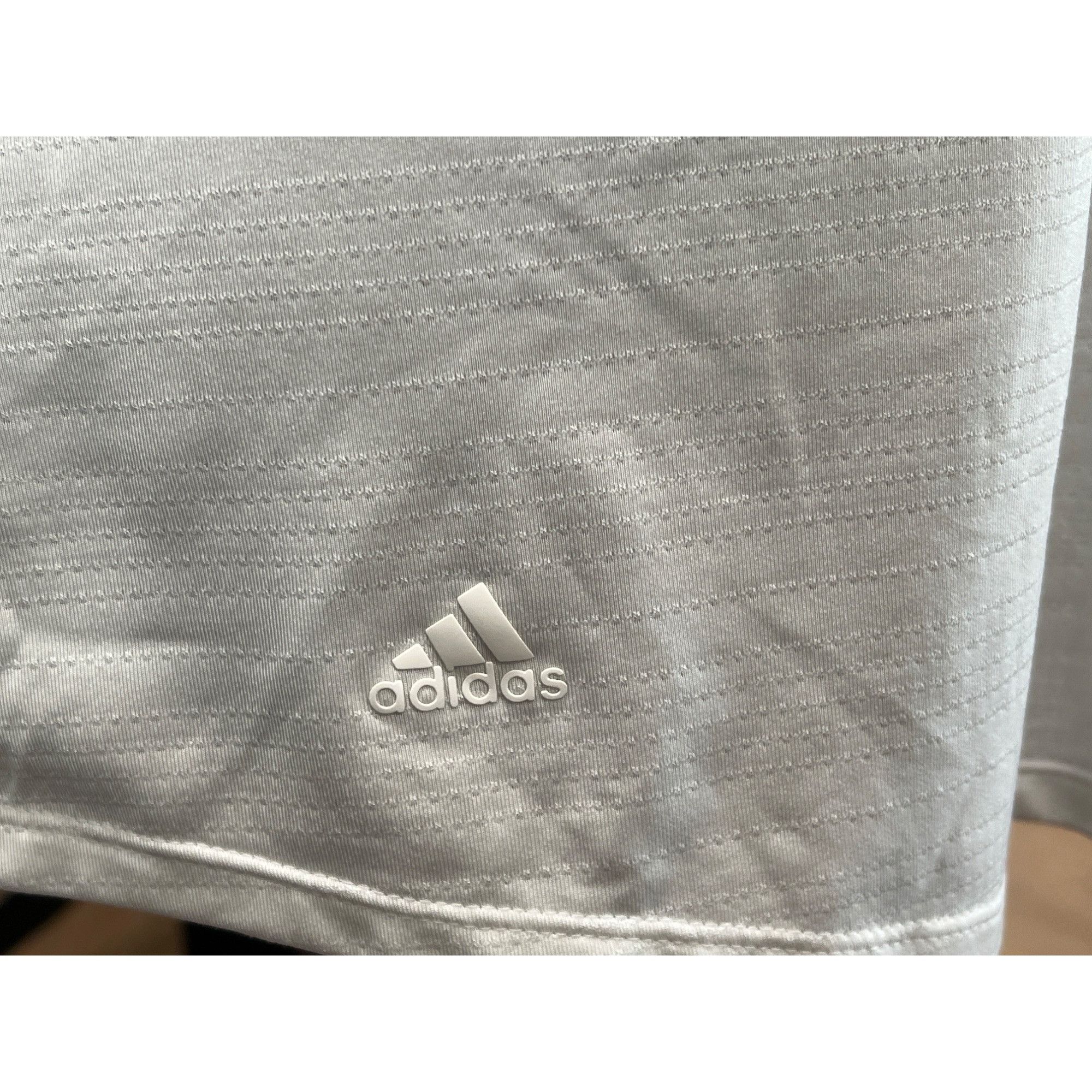 Adidas Adidas Womens White Sleeveless Golf Polo Shirt M Lightweight Size M / US 6-8 / IT 42-44 - 2 Thumbnail