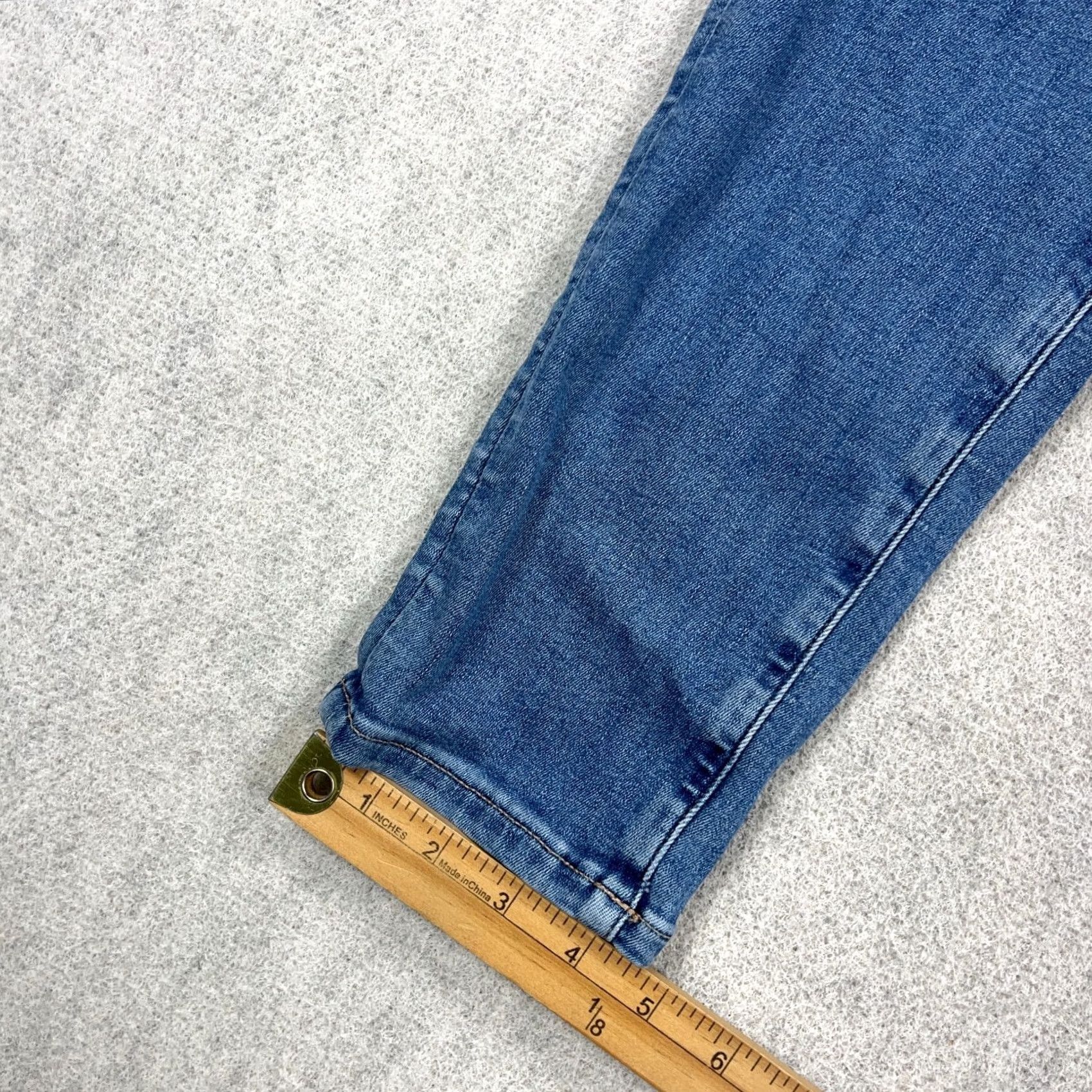 American Eagle Outfitters American Eagle Outfitters Jeans Women 18 Super High Rise Jegging Med Wash Size 40" / US 18 - 5 Thumbnail