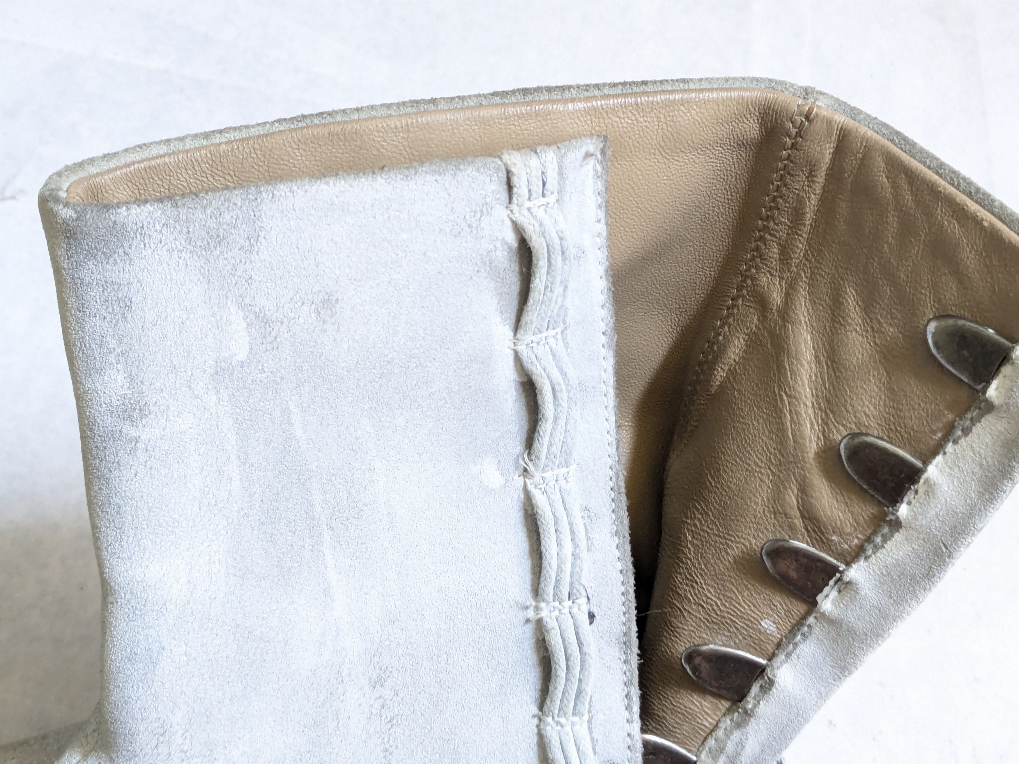 Maison Margiela Maison Margiela Tabi Boots White 11 44 Painted Leather Size US 11 / EU 44 - 7 Thumbnail