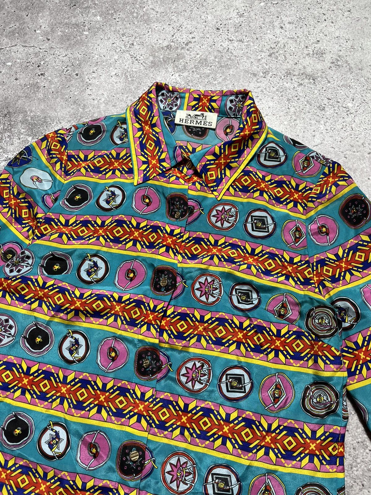 Hermes Vintage HERMES Blouse Full print Rare Silk Size M / US 6-8 / IT 42-44 - 1 Thumbnail