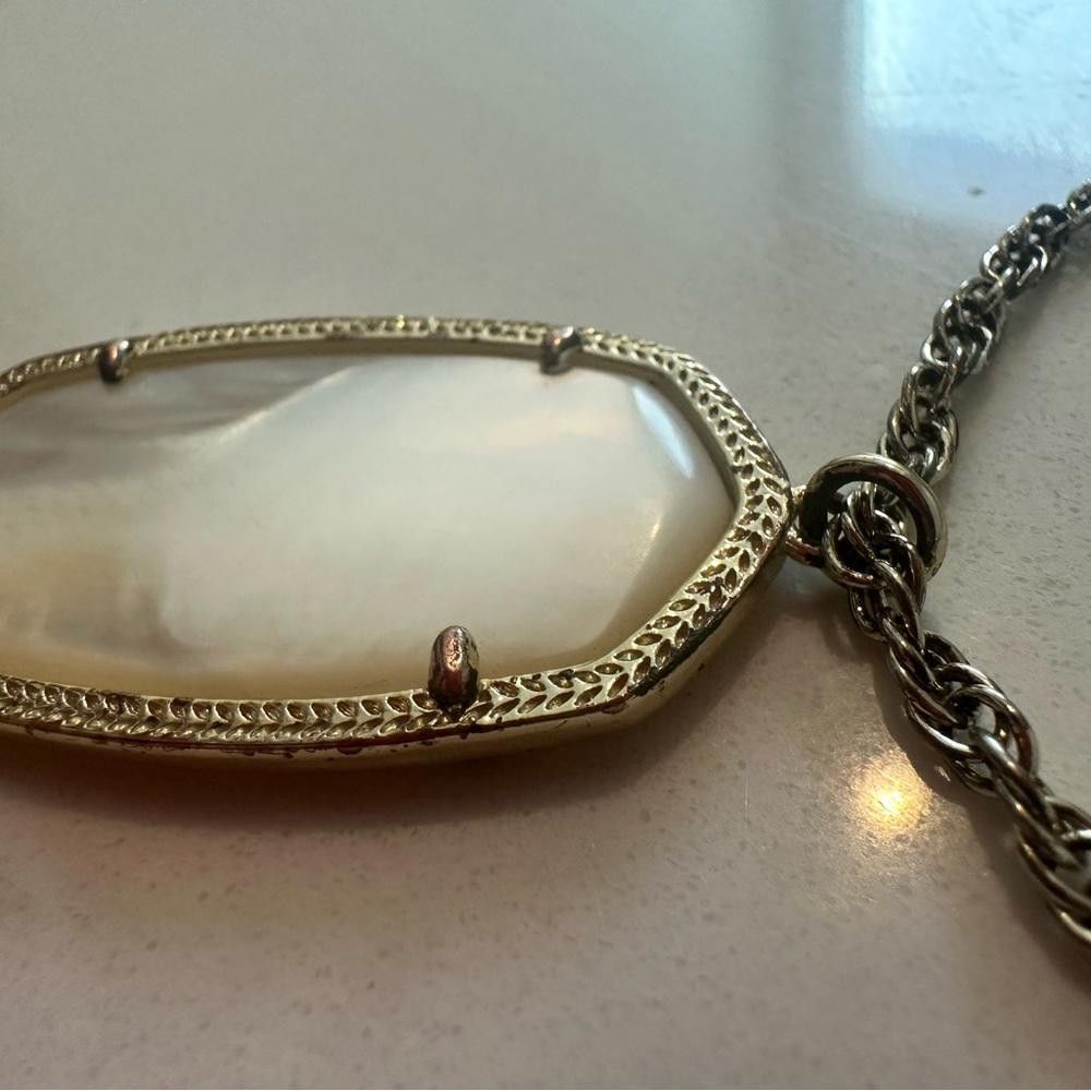 Designer Kendra Scott Rayne Ivory Mother of Pearl Long Gold Necklace Size ONE SIZE - 8 Thumbnail