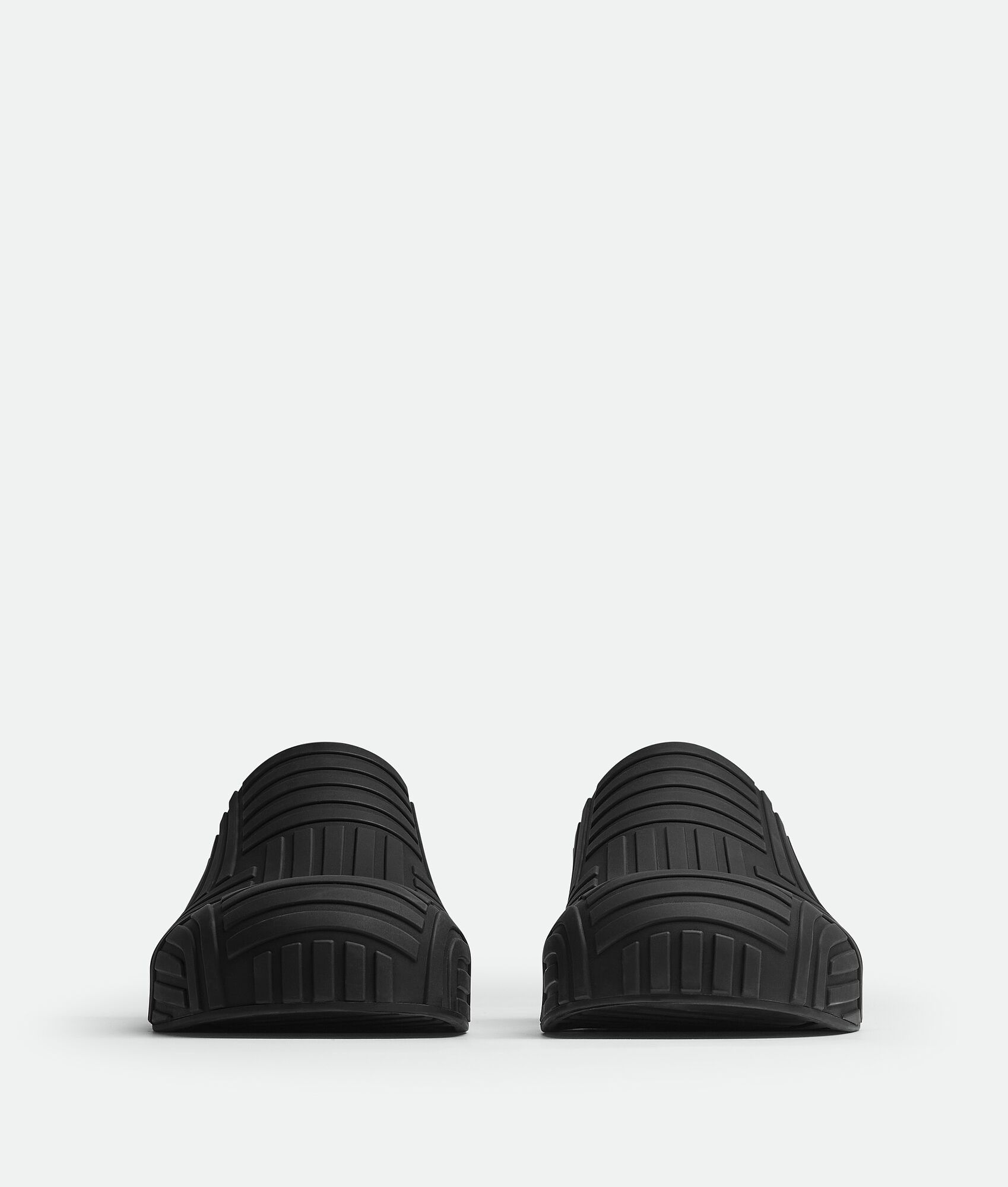 Bottega Veneta o1w1db10125 Sliders Clogs in Black Size US 8 / EU 41 - 2 Thumbnail