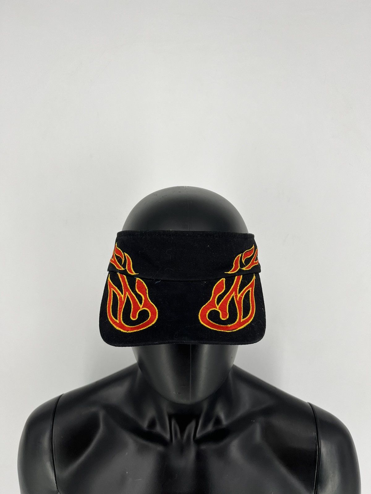 Japanese Brand Vintage Y2K Yellow & Red Flame Visor hat Cap Streetwear Styl Size ONE SIZE - 1 Thumbnail