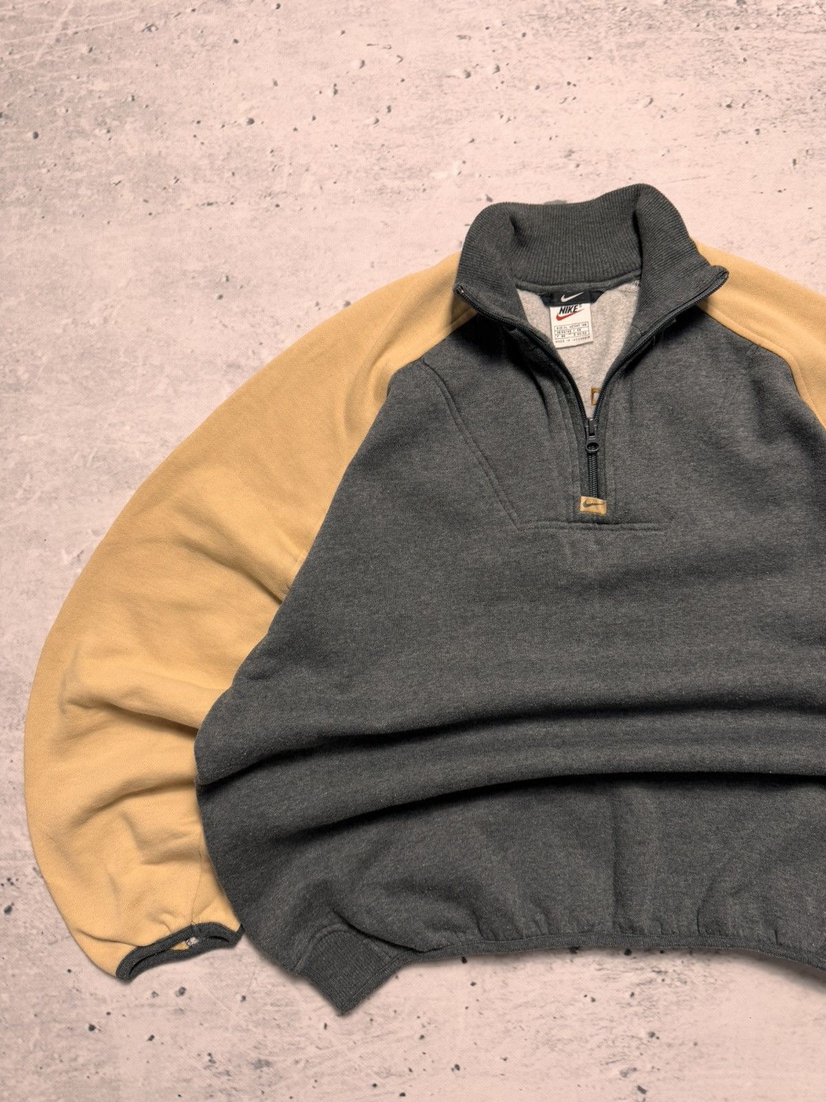 Nike × Vintage NIKE VINTAGE CENTER LOGO OVERSIZE BOXY SWEATSHIRT Size US XL / EU 56 / 4 - 3 Thumbnail