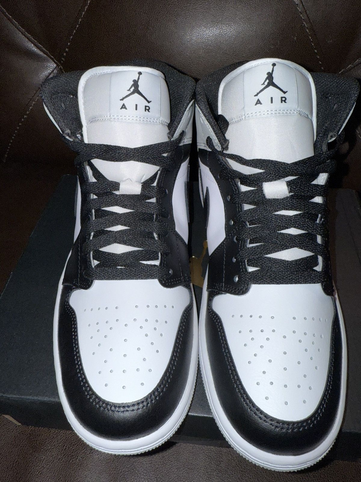 Jordan Brand Nike Air Jordan retro 1 “Baron” mid-top shoes, NEW w/box 8.5 Size US 8.5 / EU 41-42 - 9 Thumbnail
