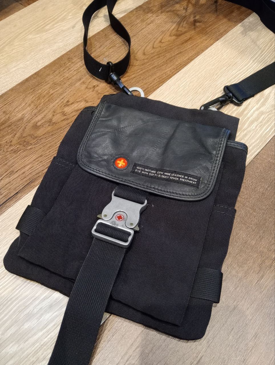 Japanese Brand TOUGH JEANS INC. SLING BAG Size ONE SIZE - 1 Thumbnail