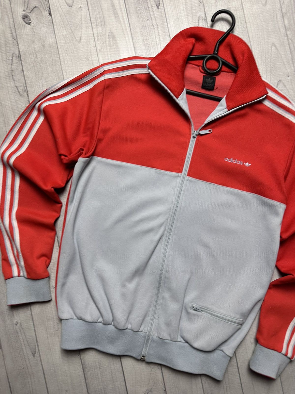 Adidas × Vintage Vintage adidas track jacket size M logo rare Size US M / EU 48-50 / 2 - 2 Thumbnail