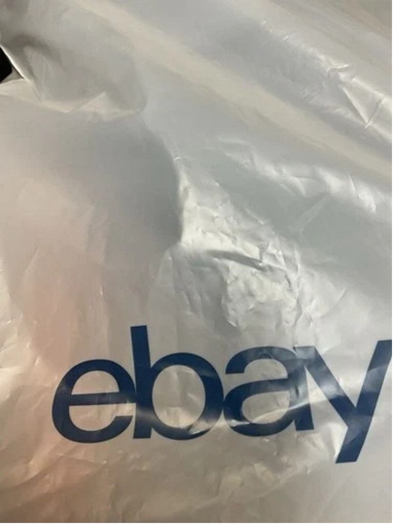 Burberry VTG Burberry Wool 2 Button Suit 46/Pants 38x32 Men Dual Vent Size 46L - 10 Thumbnail