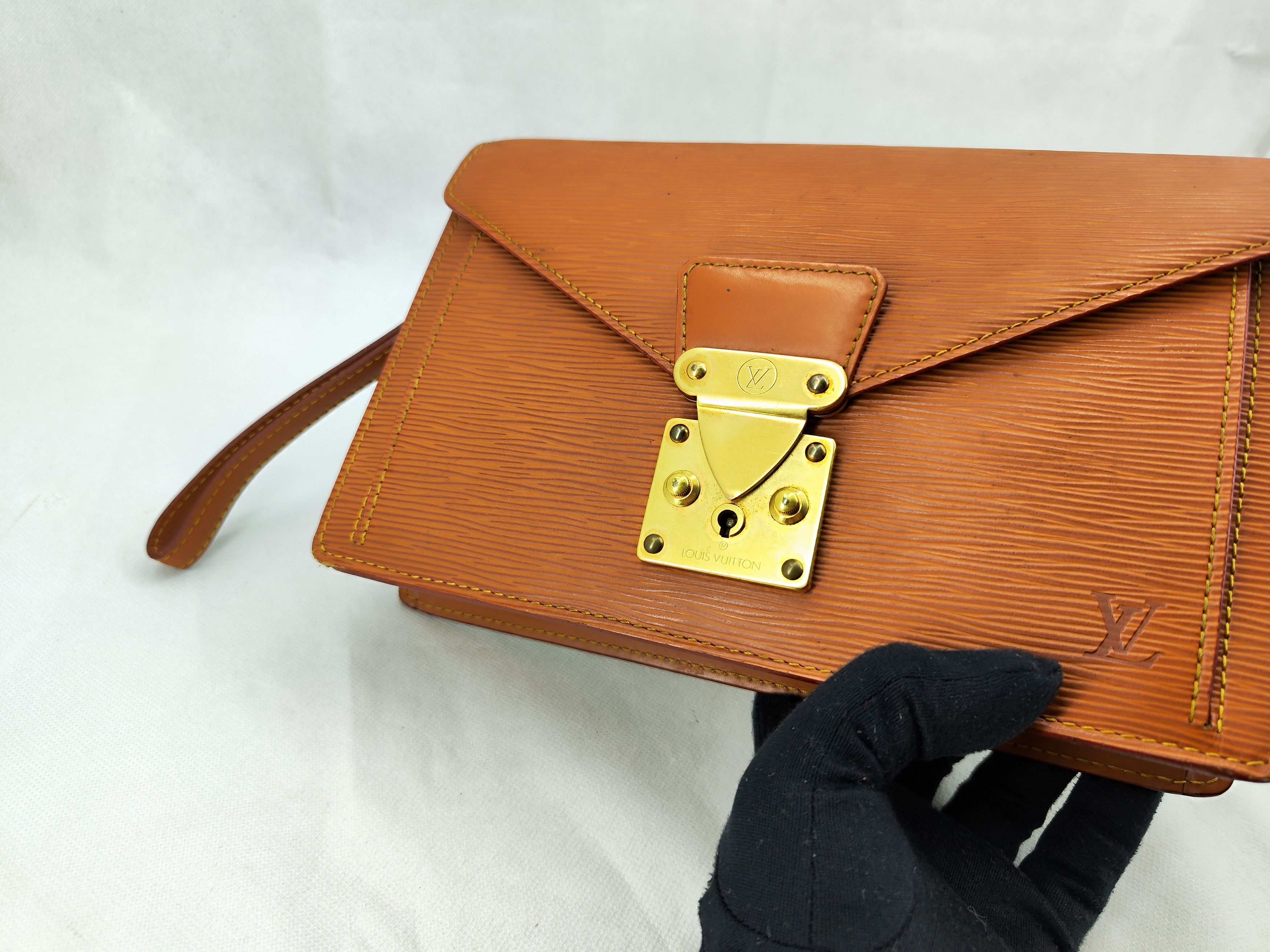 Louis Vuitton LOUIS VUITTON Pochette Sellier Dragonne Clutch Epi Size ONE SIZE - 5 Thumbnail