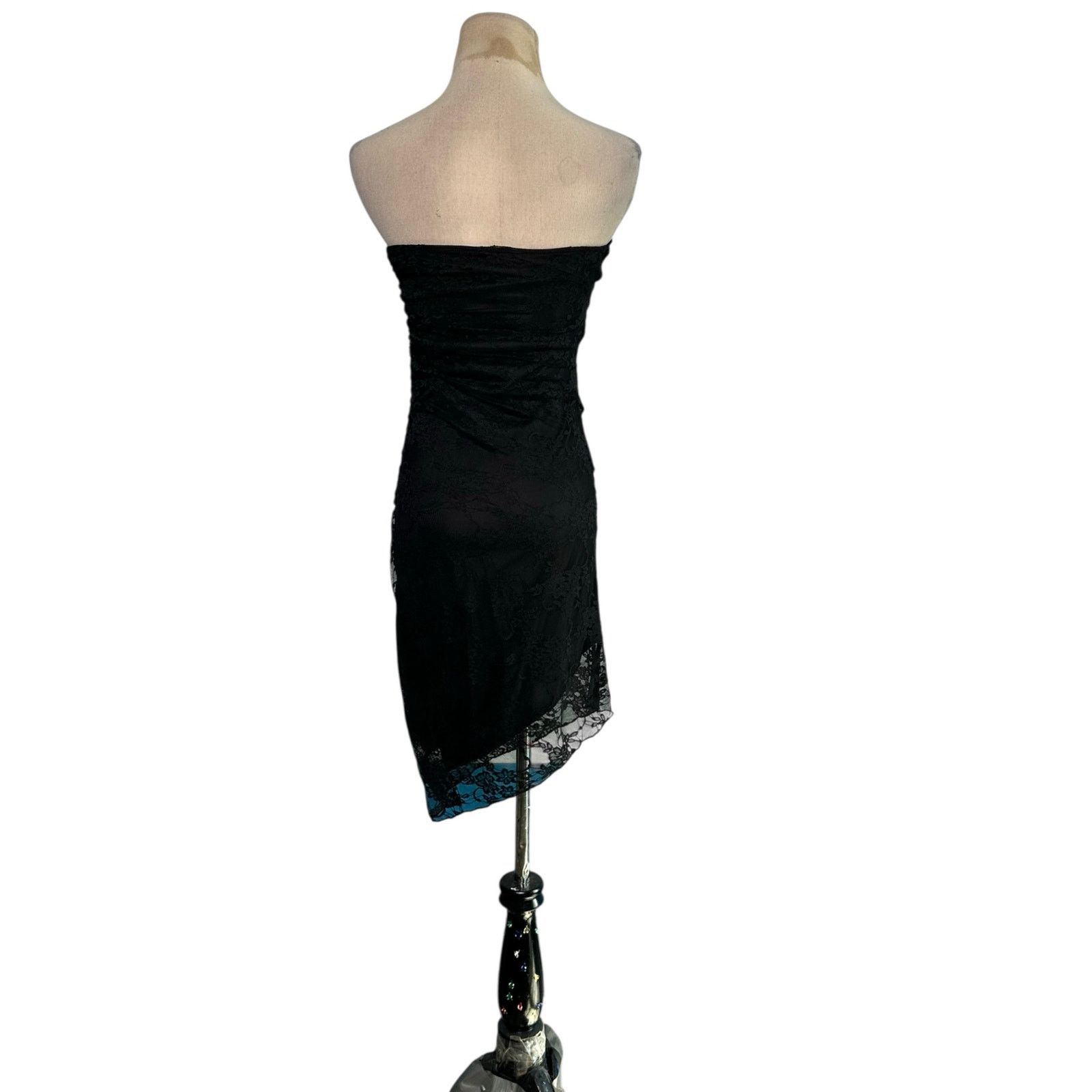 Fashion Nova Fashion Nova black lace bodycon mini party dress size Medium Size M / US 6-8 / IT 42-44 - 2 Thumbnail
