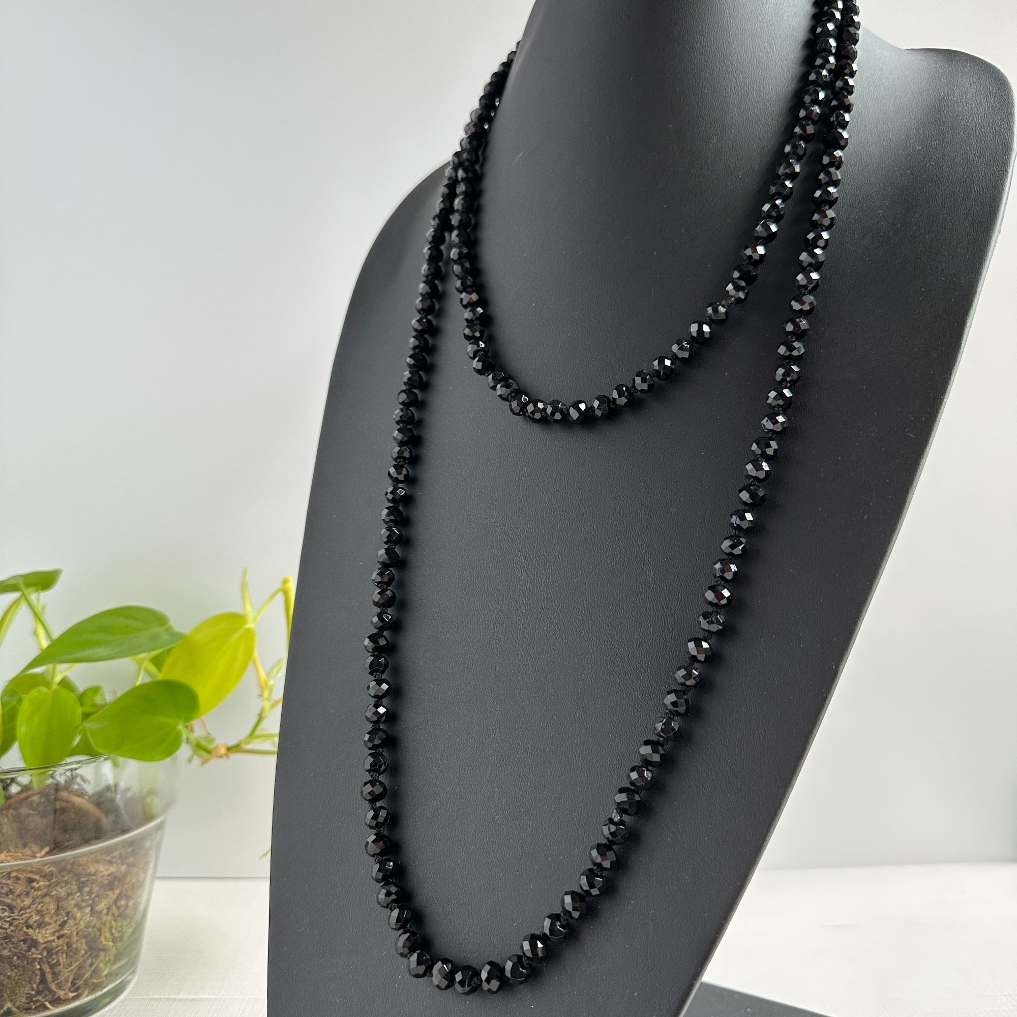 Vintage 1920s Art Deco Black Faceted Glass Opera Necklace Size ONE SIZE - 3 Thumbnail