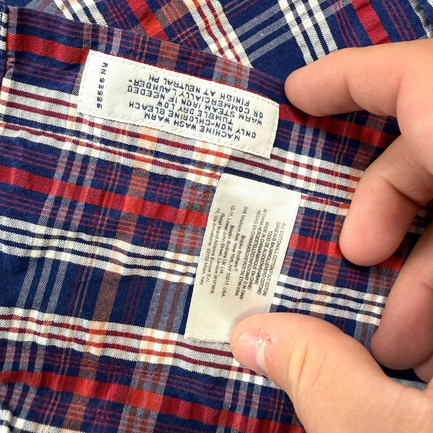 Brooks Brothers Brooks Brothers Shirt Mens Large Red Blue Plaid Seersucker Slim Fit Preppy Derby Cotton Button-Up Collared Long Sleeve Size US L / EU 52-54 / 3 - 4 Thumbnail