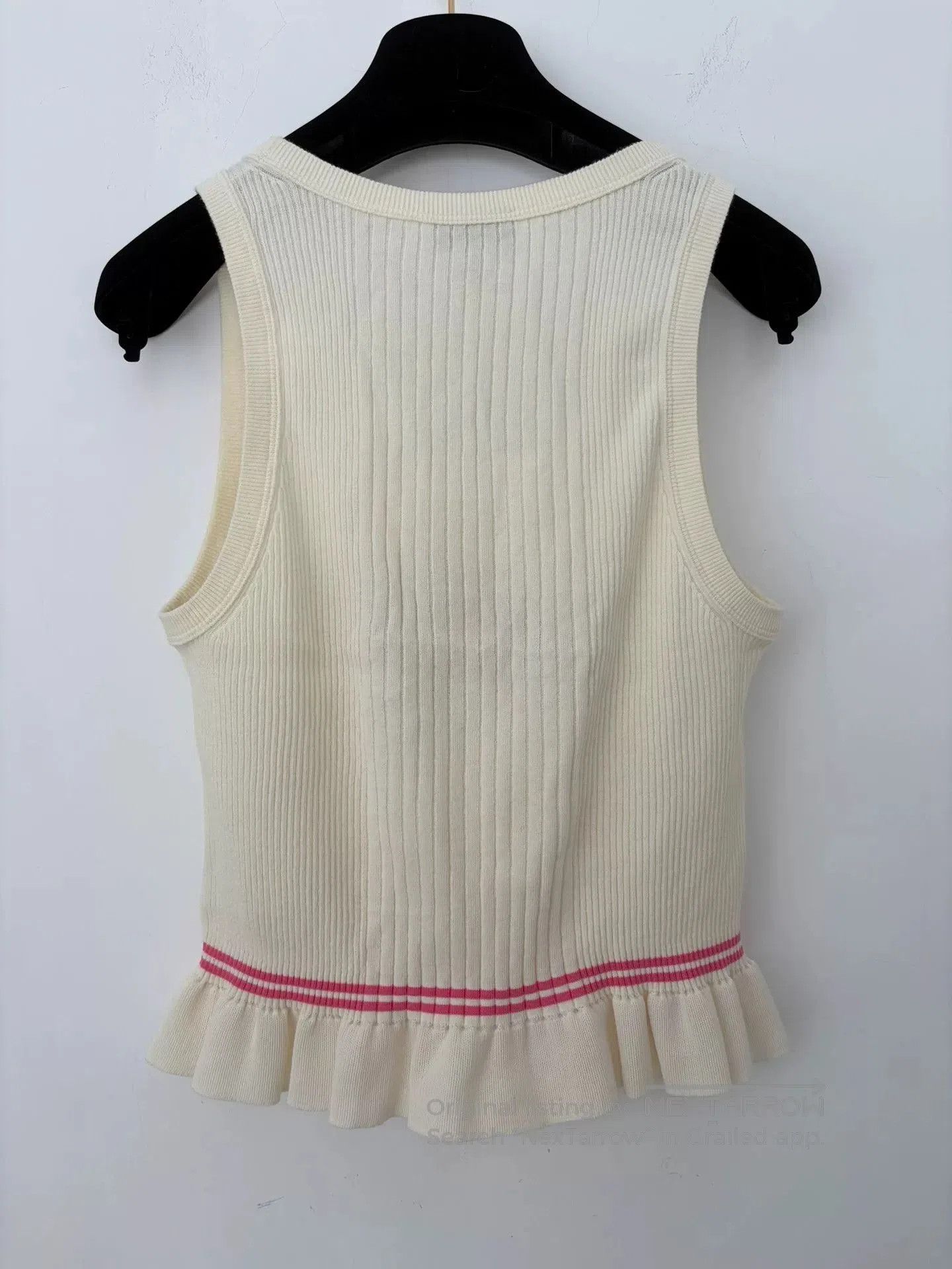 Chanel Chanel 25P Fish Knit Sleeveless Top. Size US XS / EU 42 / 0 - 3 Thumbnail