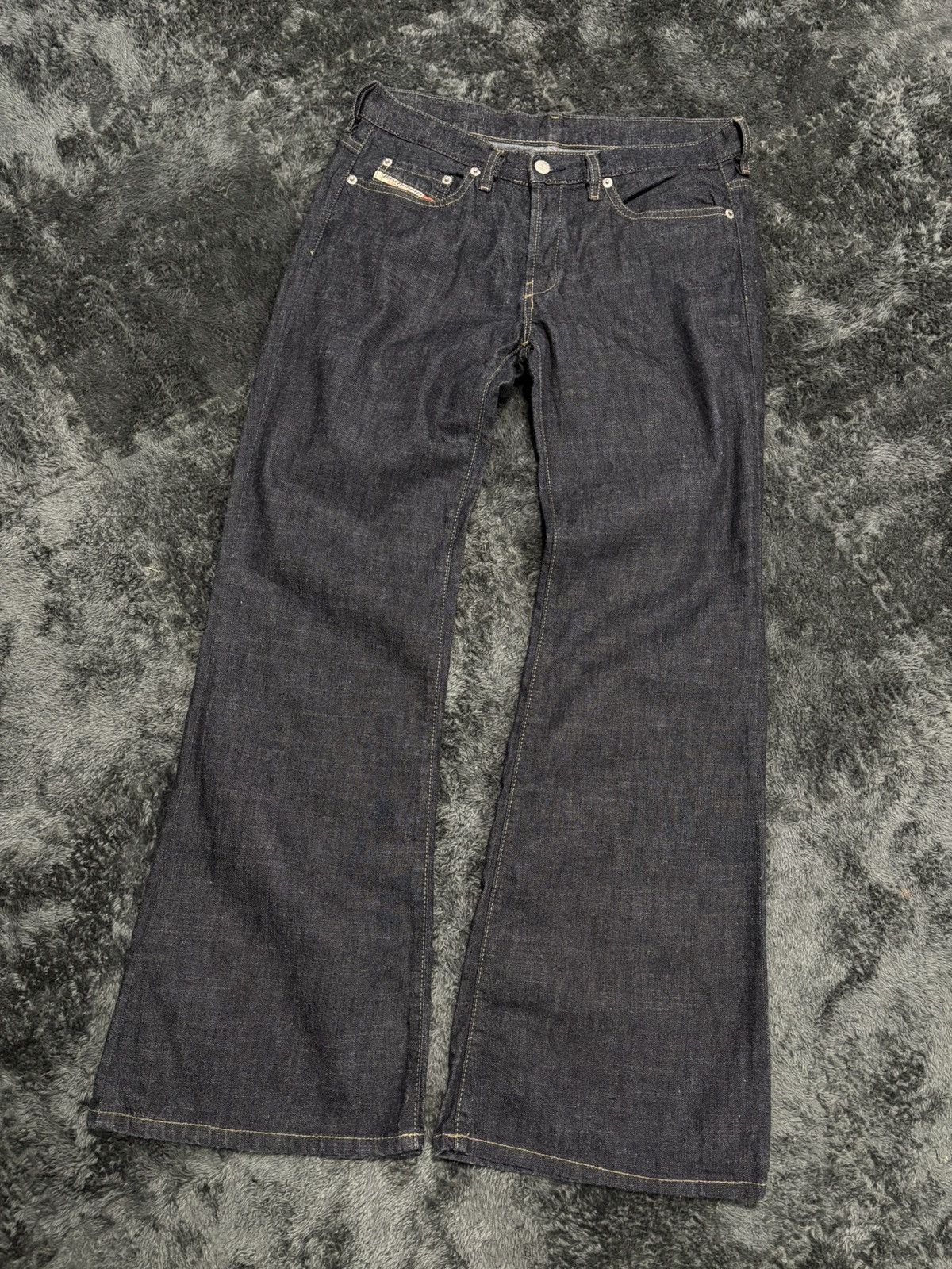 Diesel Vintage Diesel Y2K Flared Wide Fit Jeans Size 30" / US 8 / IT 44 - 1 Thumbnail