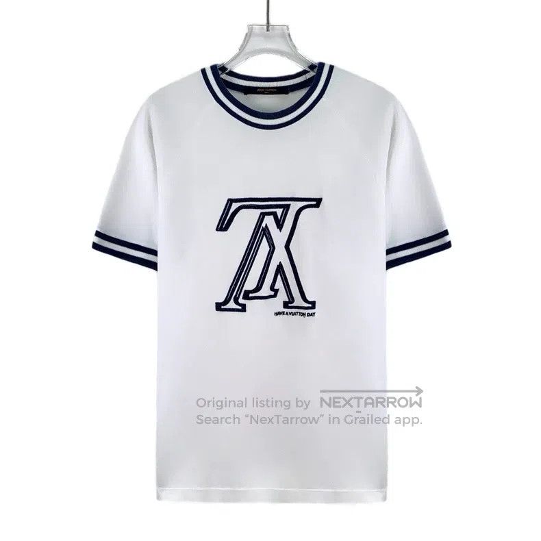 Louis Vuitton Louis Vuitton White logo embroidered cotton crew neck shor Size US S / EU 44-46 / 1 - 1 Thumbnail