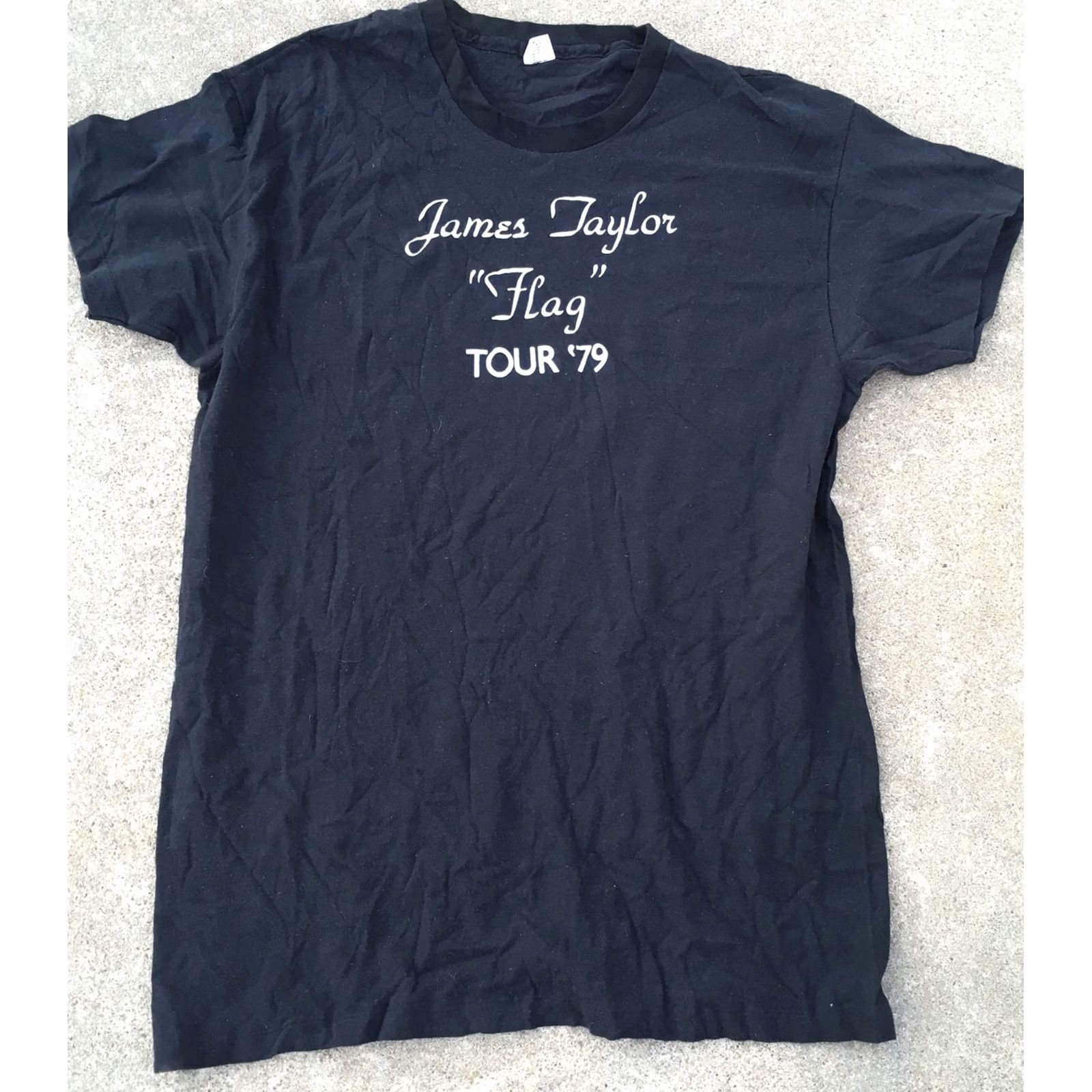 Hanes VINTAGE James Taylor “Flag” Tour ’79 T-Shirt XL Men Black 1970s 1979 Hanes Graphic Tee Concert Tee Size US XL / EU 56 / 4 - 7 Thumbnail