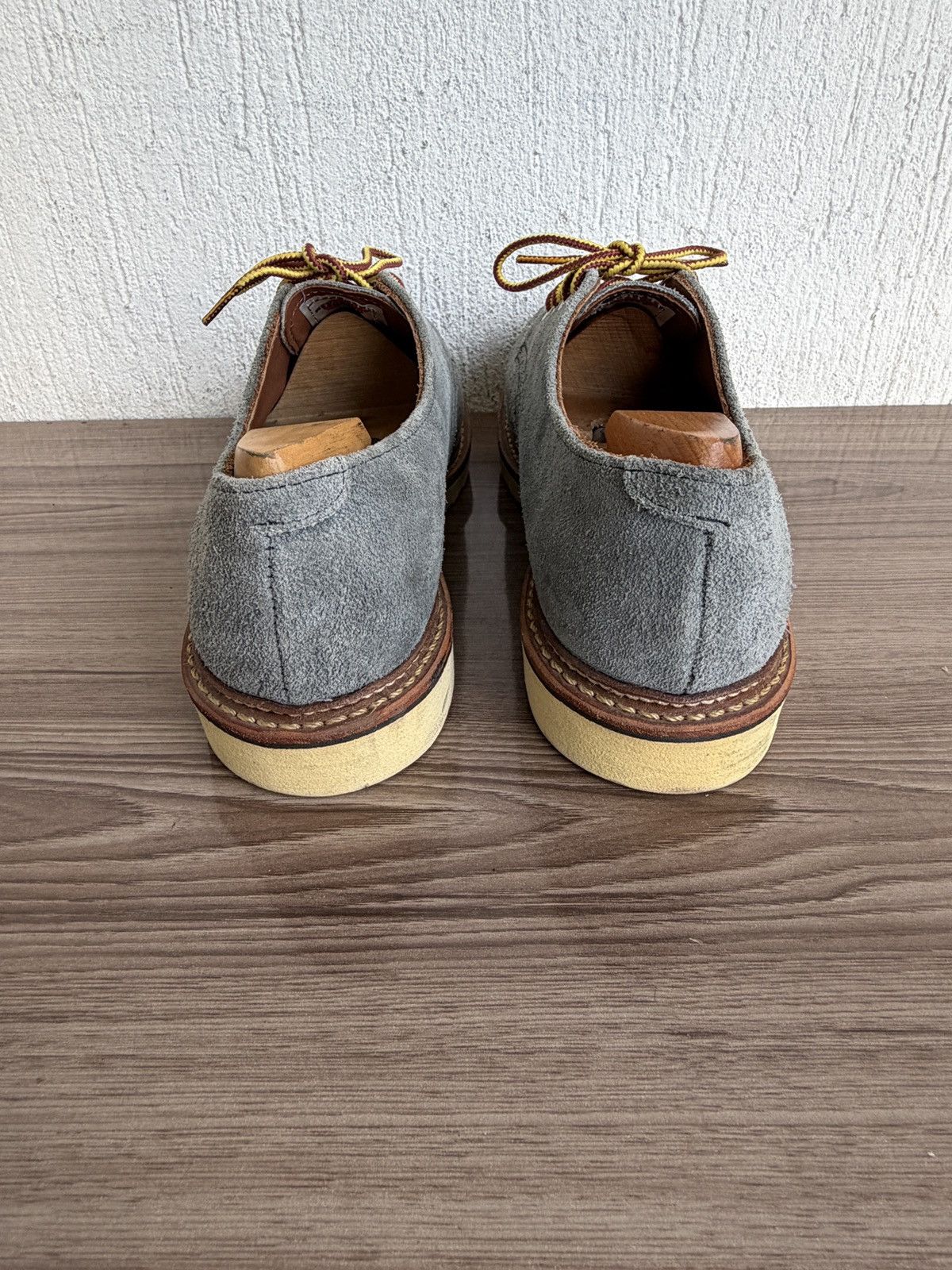 Red Wing Suede 8101 moc classic oxford Size US 9 / EU 42 - 12 Thumbnail