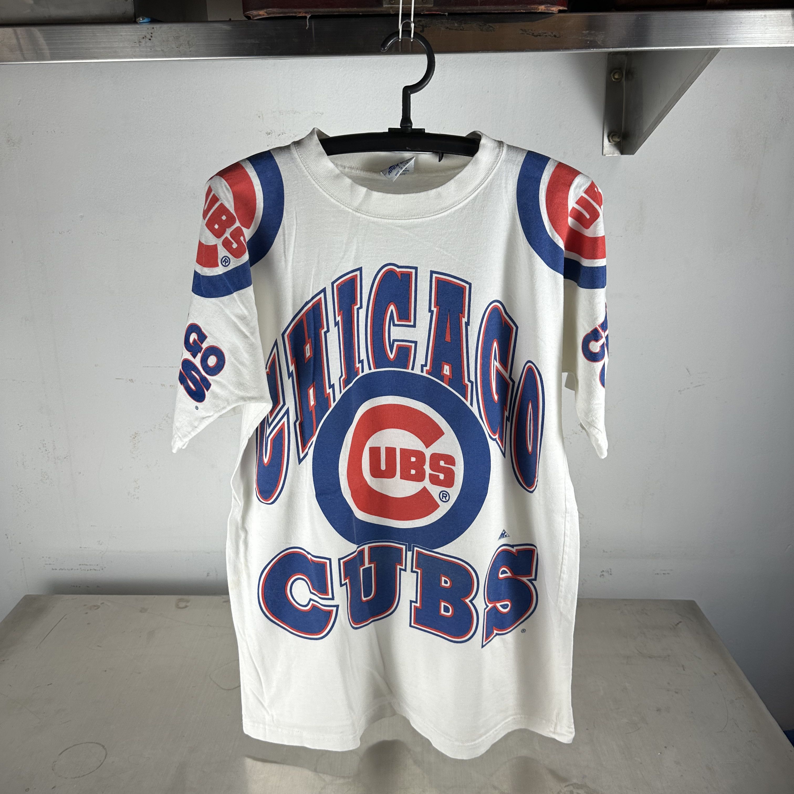 Vintage Vintage 90s Chicago Cubs MLB Apex One AOP T-Shirt Size US L / EU 52-54 / 3 - 1 Thumbnail