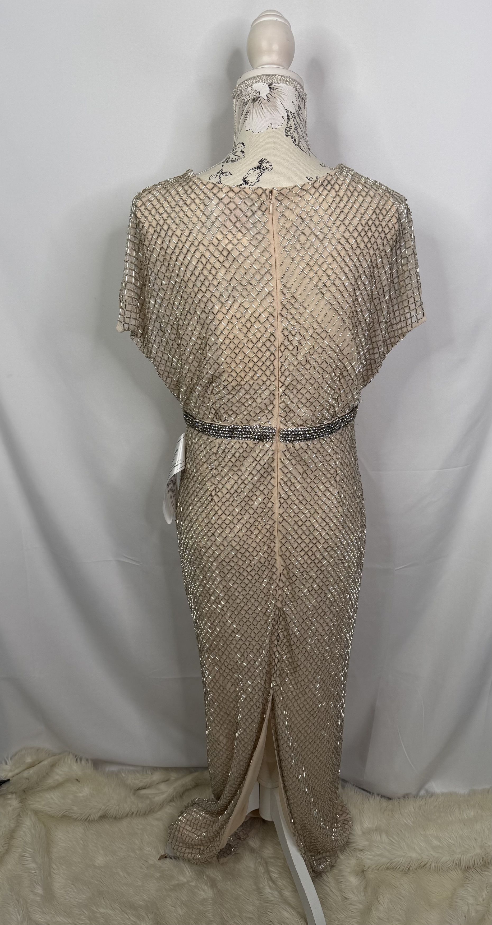 Mac Duggal Mac Duggal Beaded V-Neck Gown Dress flawed NWT Size M / US 6-8 / IT 42-44 - 10 Thumbnail