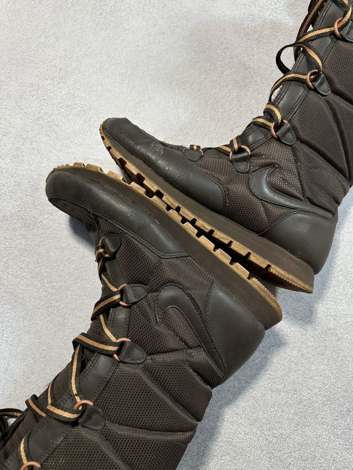 Nike Vintage Nike High Fur Woman Snow Boots US 7.5 Size US 7.5 / IT 37.5 - 15 Thumbnail