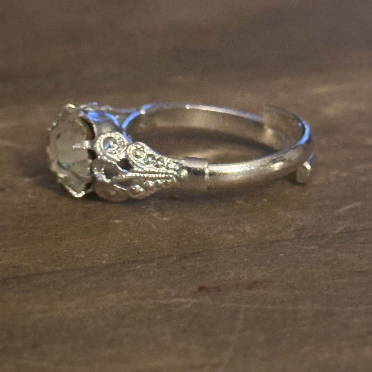 Vintage Vintage silver tone solitaire rhinestone ring Size ONE SIZE - 8 Thumbnail
