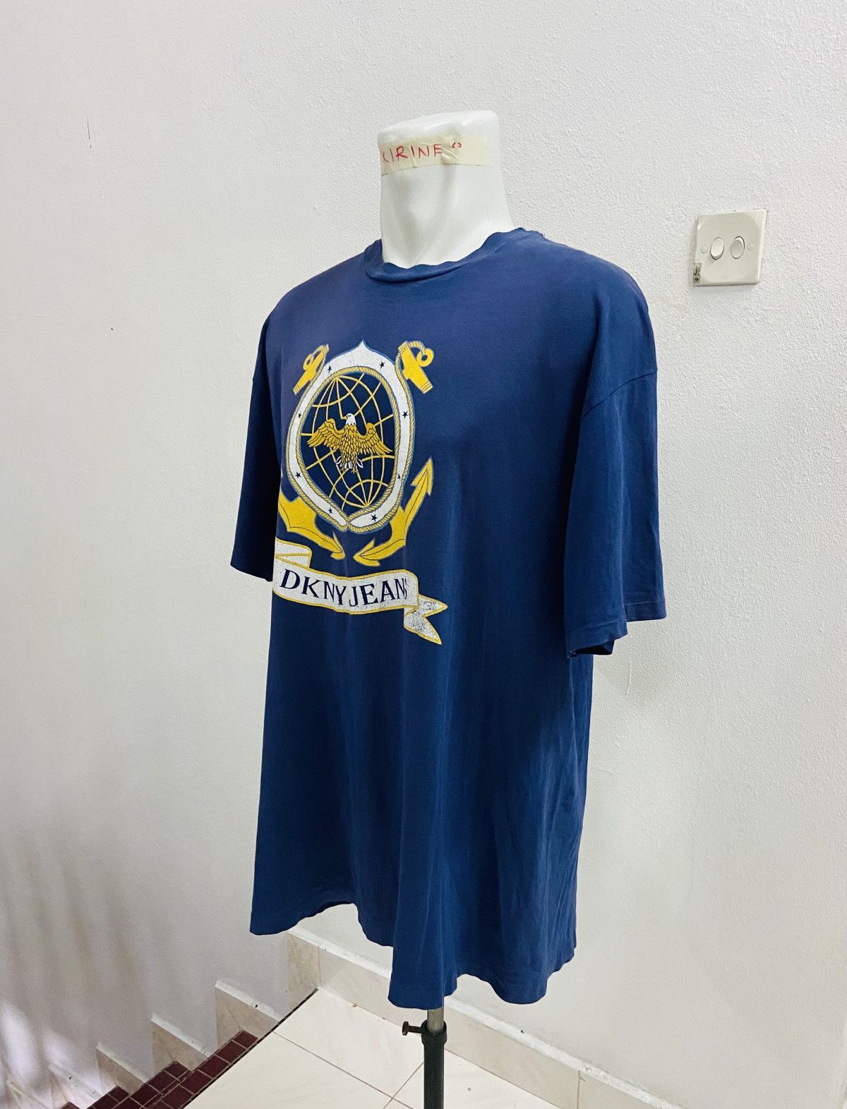 DKNY VINTAGE DKNY JEANS TEE Size US L / EU 52-54 / 3 - 5 Thumbnail