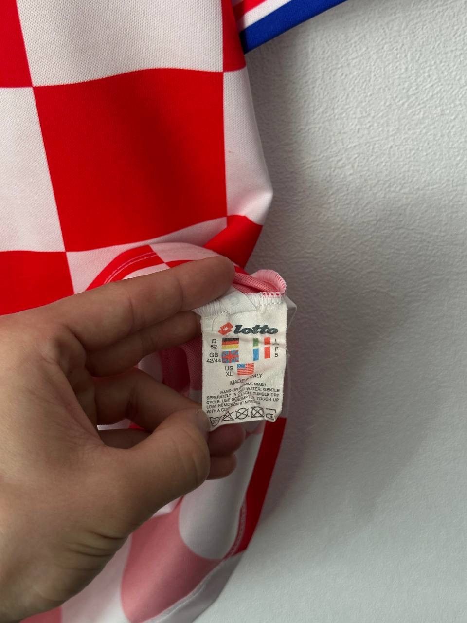 Lotto Sport Vintage Croatia 1992-1995 HNS Lotto Soccer Jersey XL World Size US XL / EU 56 / 4 - 8 Thumbnail