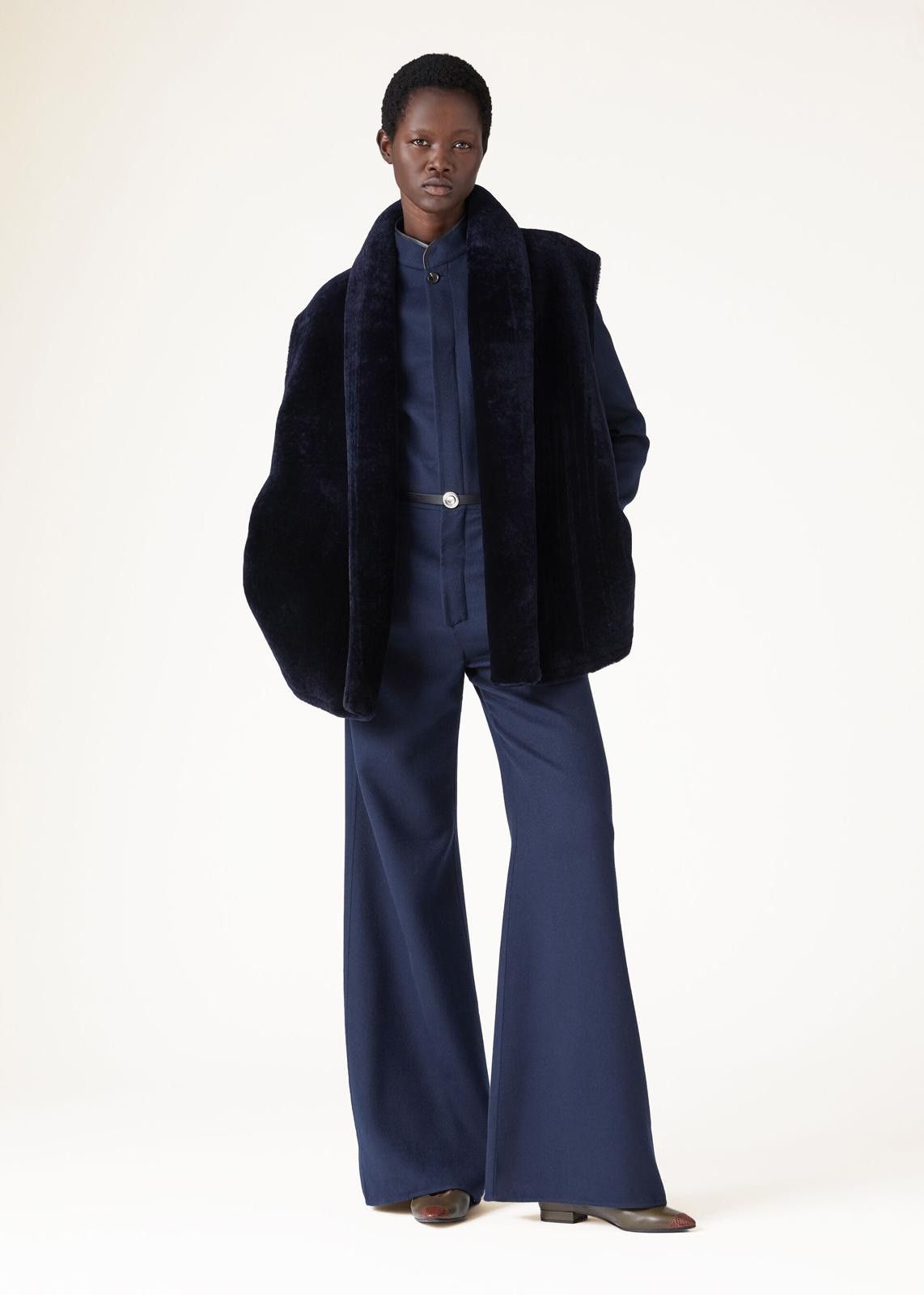 Loro Piana o1srvl11e0125 FAN6281 Jikel Shearling Vest in Navy Blue Size M / US 6-8 / IT 42-44 - 4 Thumbnail