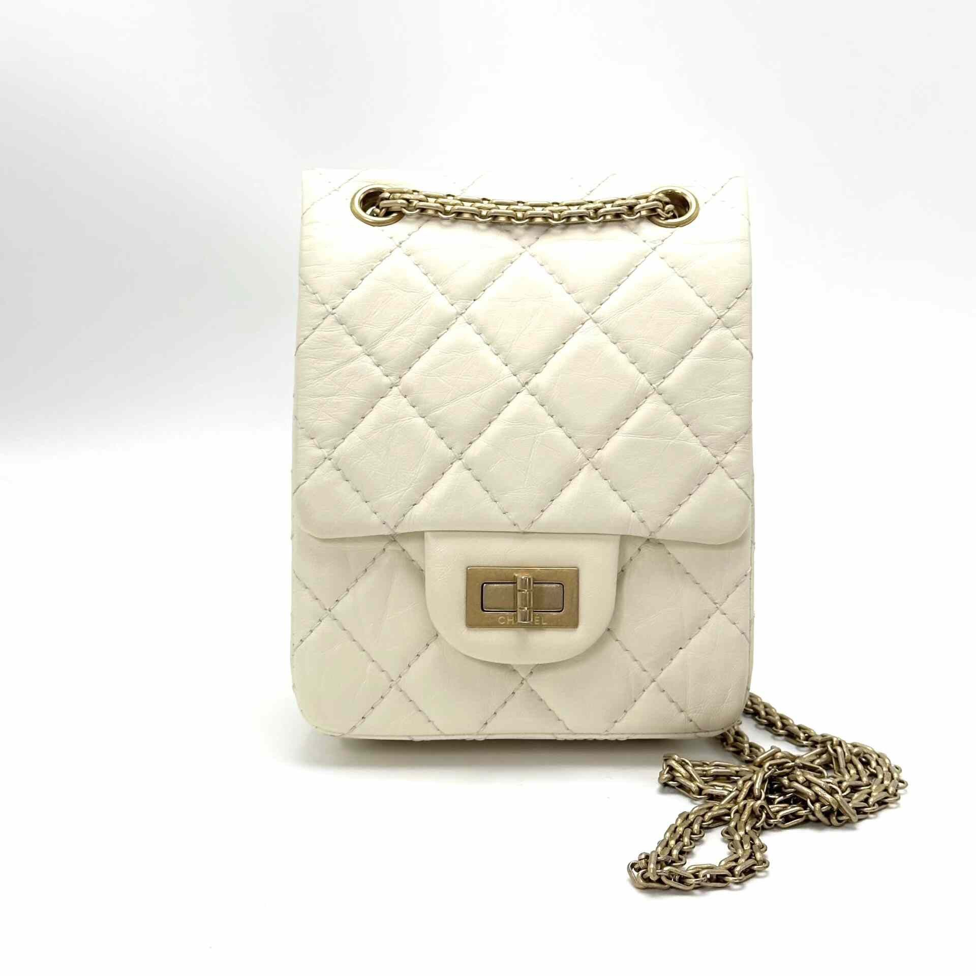 Chanel Pre-loved Bag Very good condition Size ONE SIZE - 1 Thumbnail