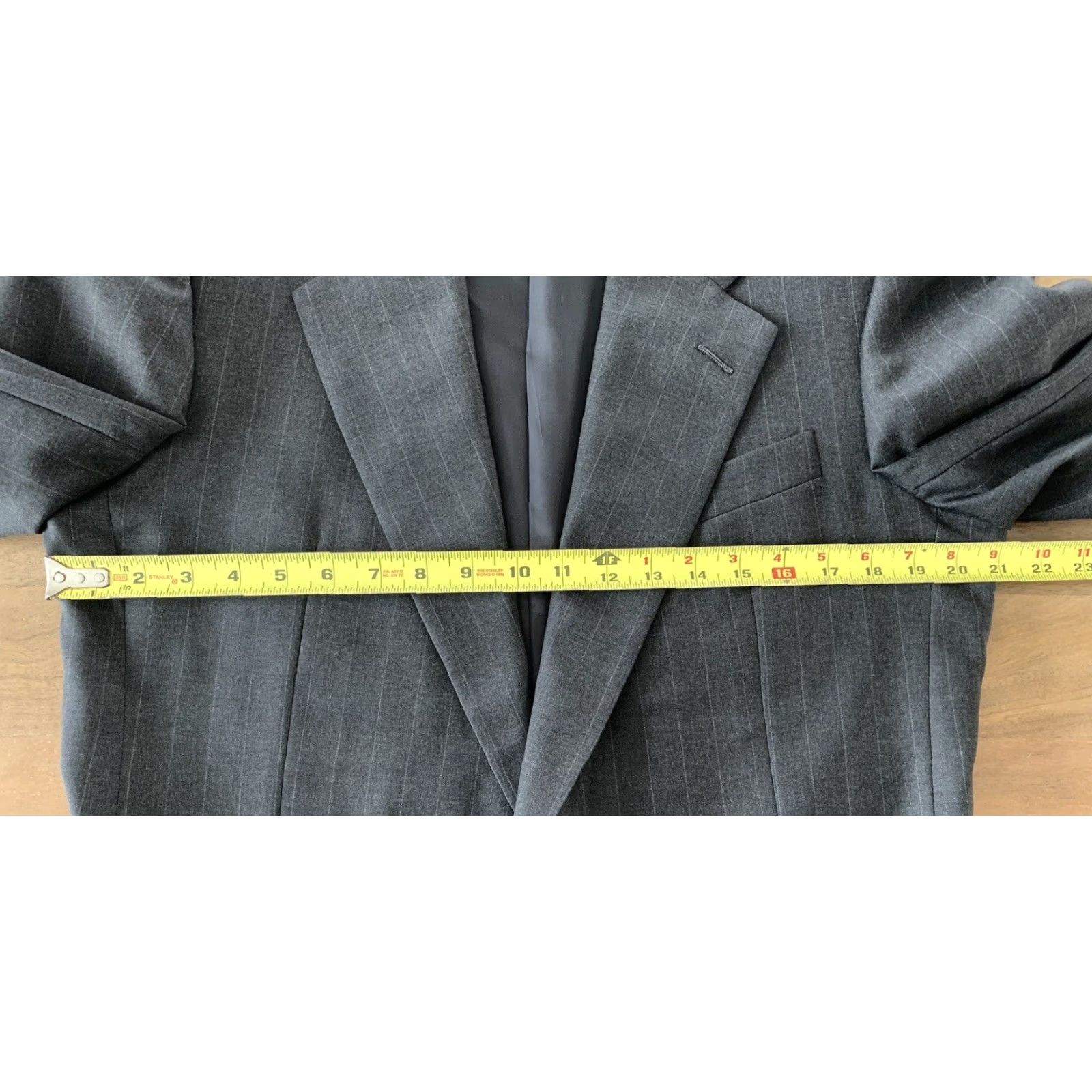 Vintage Hickey Freeman Blazer Sport Coat Coat Men 40 L Gray Wool Pinstriped Single-Breasted 2-Button Four-Button 42 Chest Vintage No Unspecified Size 40R - 6 Thumbnail