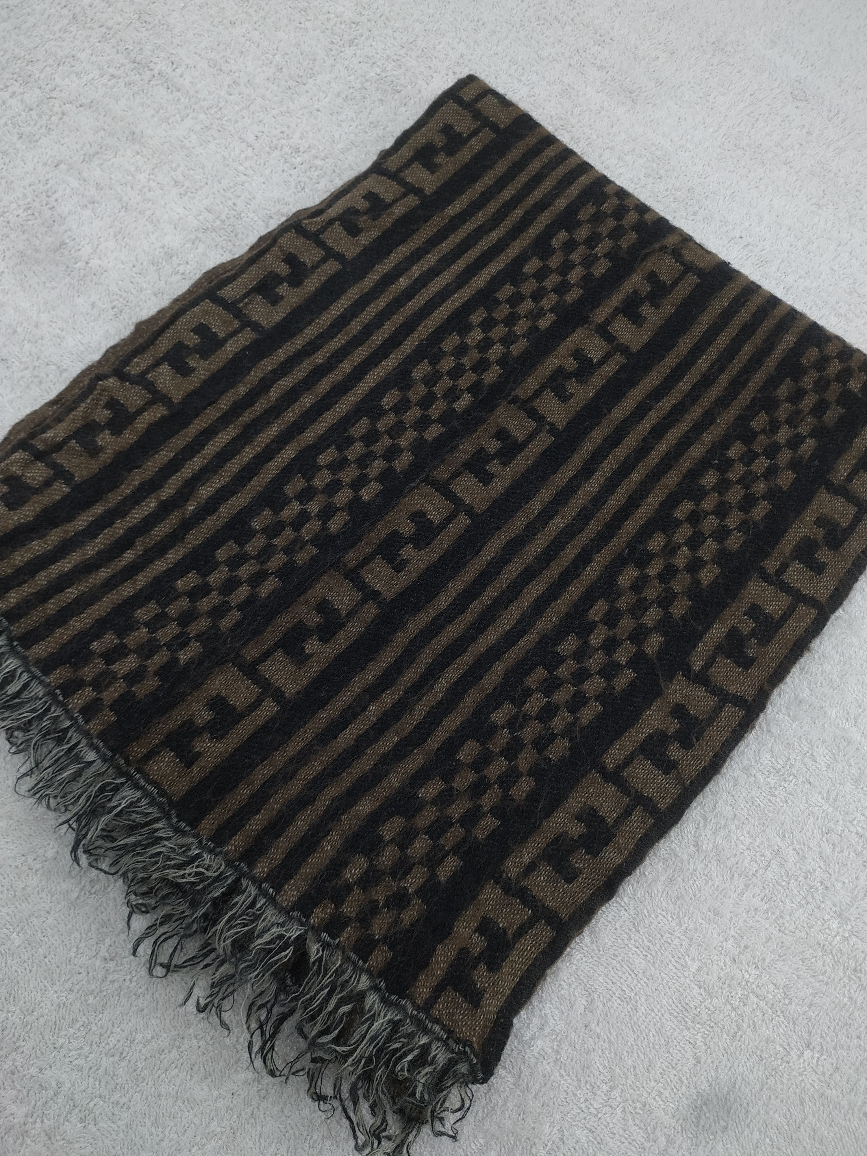 Fendi Vintage Fendi Scarf/Muffler/Neckwear MF563 Size ONE SIZE - 3 Thumbnail