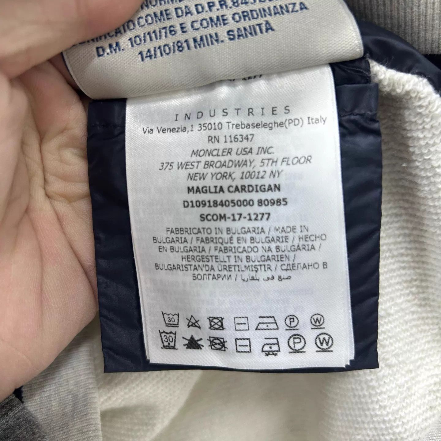 Moncler Moncler colorblocked logo hooded down jacket M Size M / US 6-8 / IT 42-44 - 5 Thumbnail