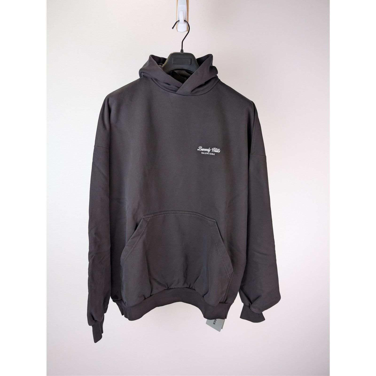 Balenciaga o1rshd1 Beverly Hills Oversized Hoodie in Black Size US M / EU 48-50 / 2 - 1 Thumbnail