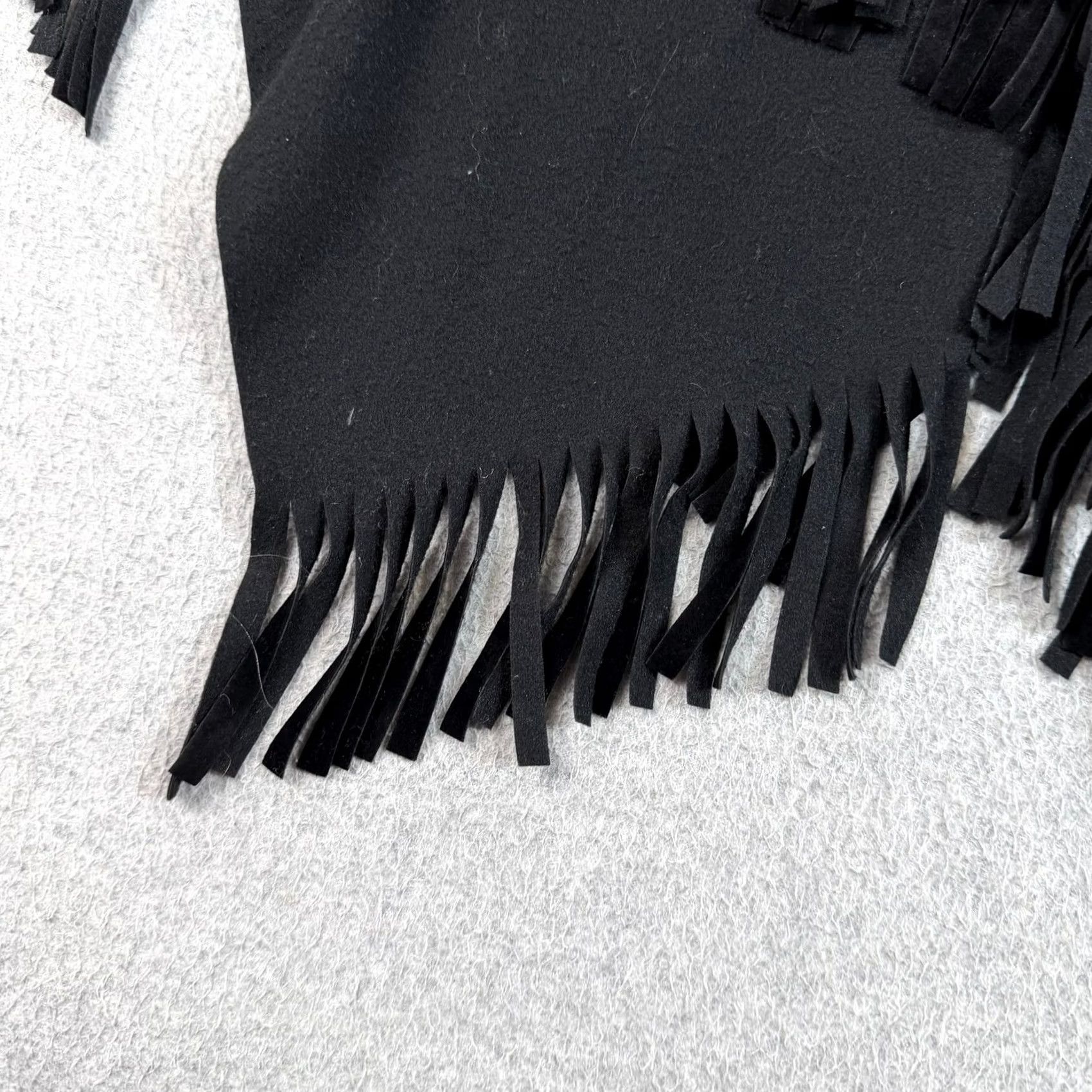 Nordstrom VINTAGE Nordstrom Poncho Women One Size Black Fringe Cape Italy Boho Lagenlook Size ONE SIZE - 4 Thumbnail