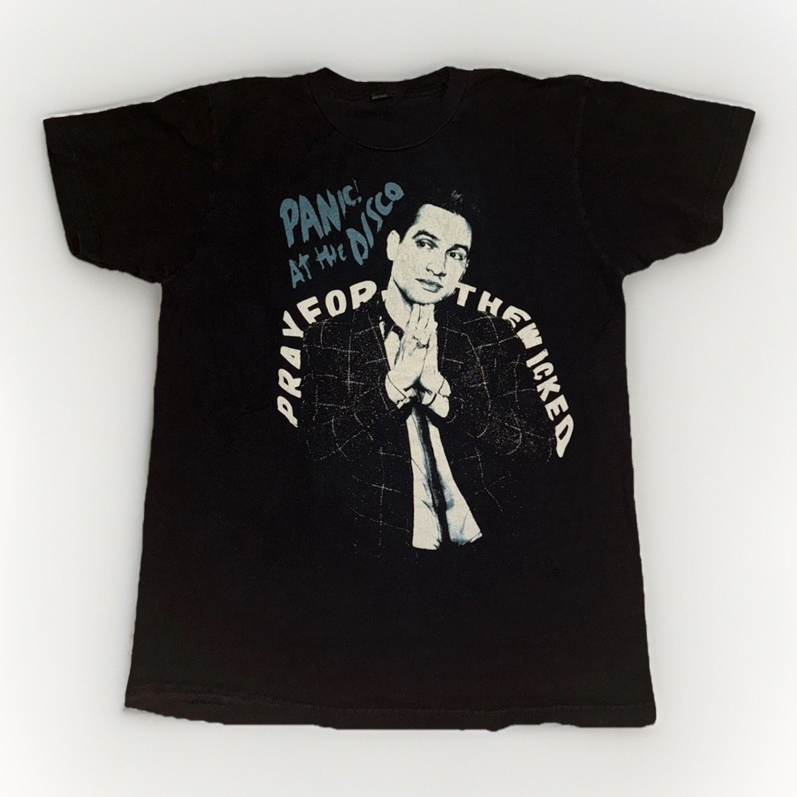 Band Tees × Vintage Panic! At The Disco T-Shirt Black M 19x26 Band Tee Size US M / EU 48-50 / 2 - 1 Thumbnail
