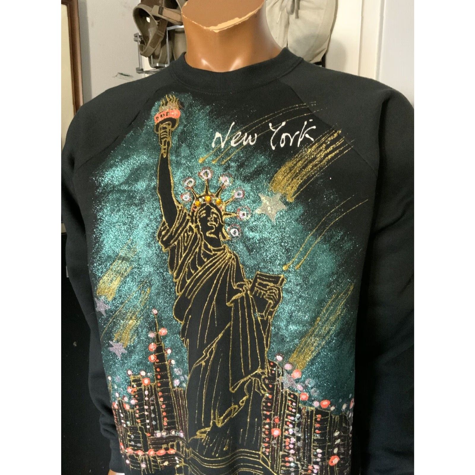 Fruit Of The Loom VINTAGE 80s New York Statue Of Liberty Glitter Painted 50/50 Crewneck Sweatshirt Mens XL Black Size US XL / EU 56 / 4 - 8 Thumbnail