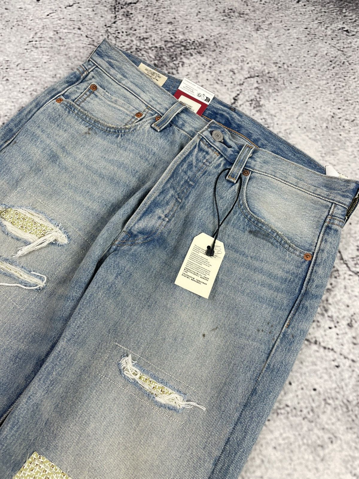 Levi's Levi’s 501 150th W32 L34 Destroyed Jeans Blue Straight Fit Size US 34 / EU 50 - 12 Thumbnail