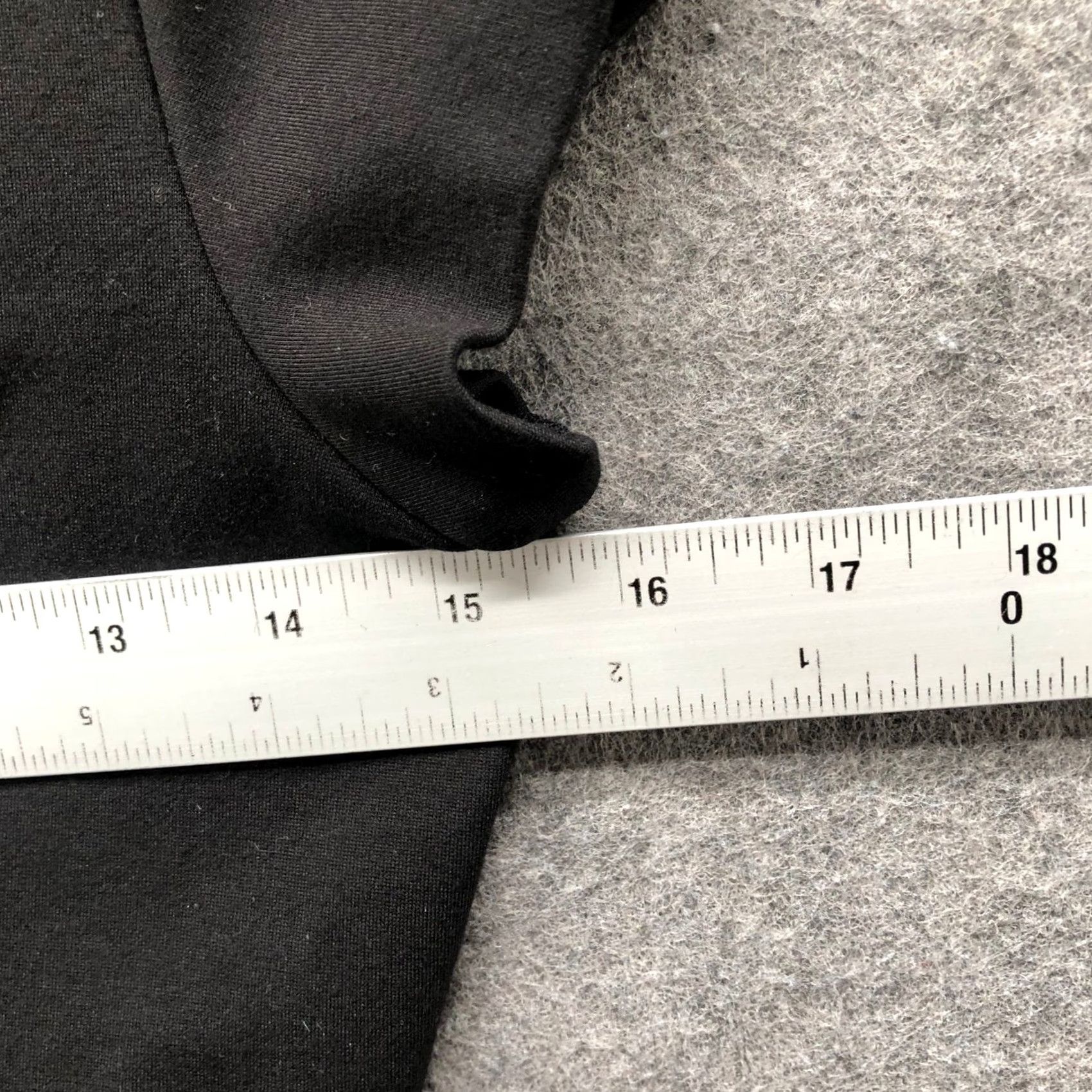 Urban Outfitters Urban Outfitters Fit & Flare Mini Dress 0 Black Cap Sleeve V-Neck Ponte Knit Dress Women 0 Black Cap Sleeve V-Neck Ponte Knit Size XS / US 0-2 / IT 36-38 - 7 Thumbnail