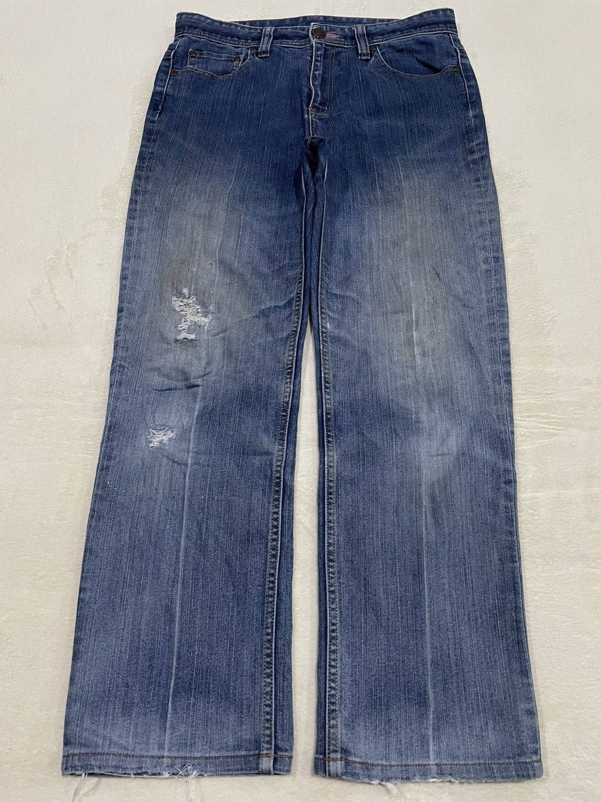Japanese Brand Vintage Boot Cut Distress Ripped Faded Denim Jeans Size US 31 - 1 Thumbnail
