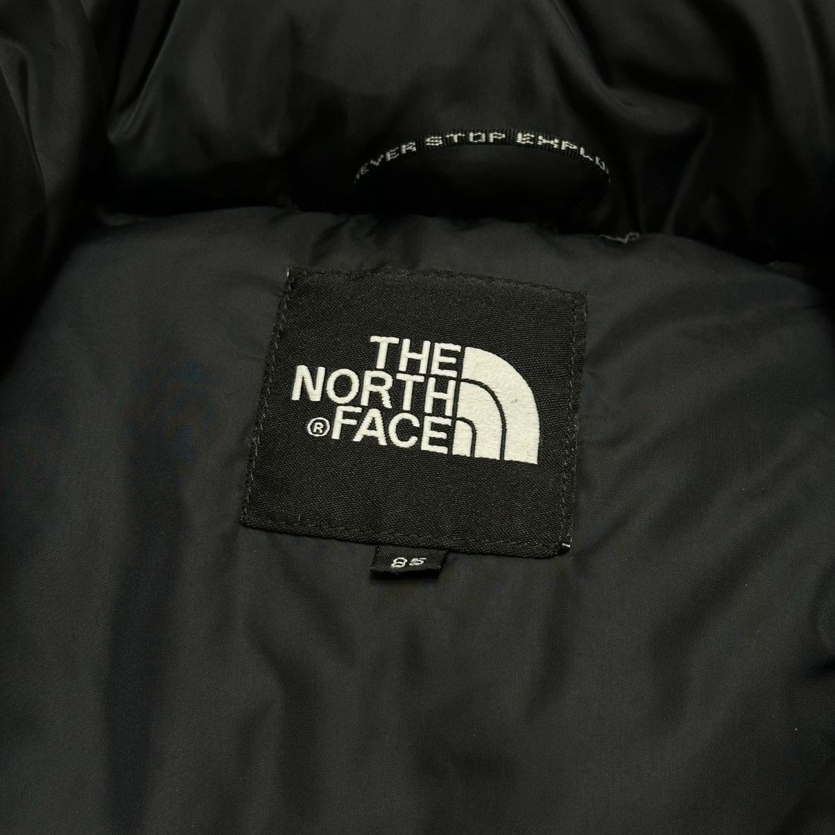 The North Face Vintage The North Face navy 700 Nuptse Korea Down Jacket Size US XS / EU 42 / 0 - 10 Thumbnail