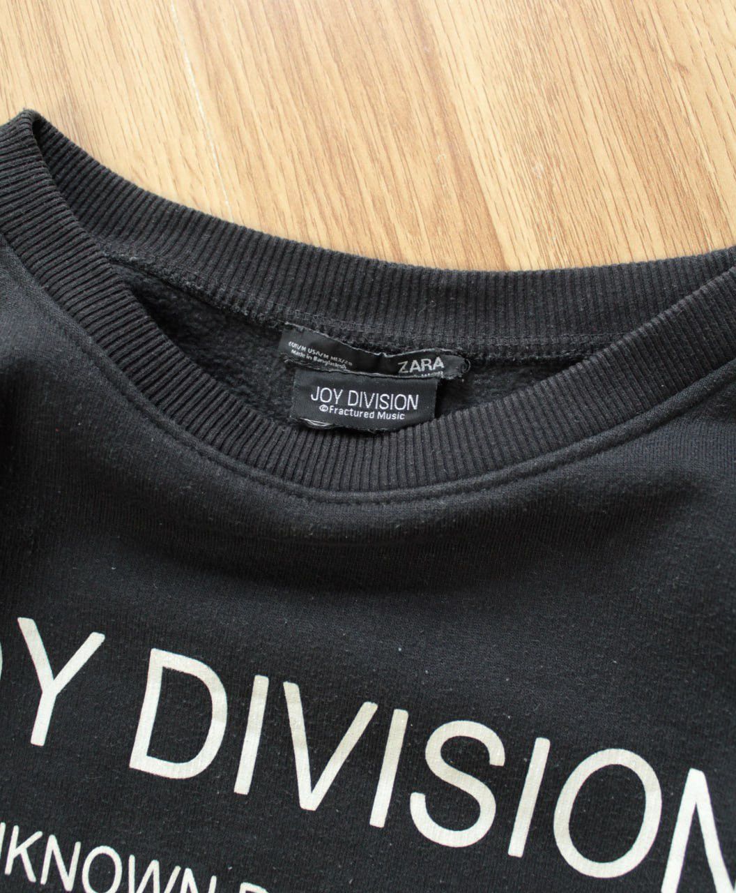 Band Tees 🔥 JOY DIVISION x ZARA UNKNOWN PLEASURES SWEATSHIRT Pullover Size US M / EU 48-50 / 2 - 3 Thumbnail