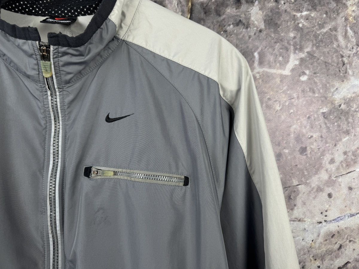Nike Men’s Vintage Gray Nike Windbreaker Size XL Size US XL / EU 56 / 4 - 6 Thumbnail